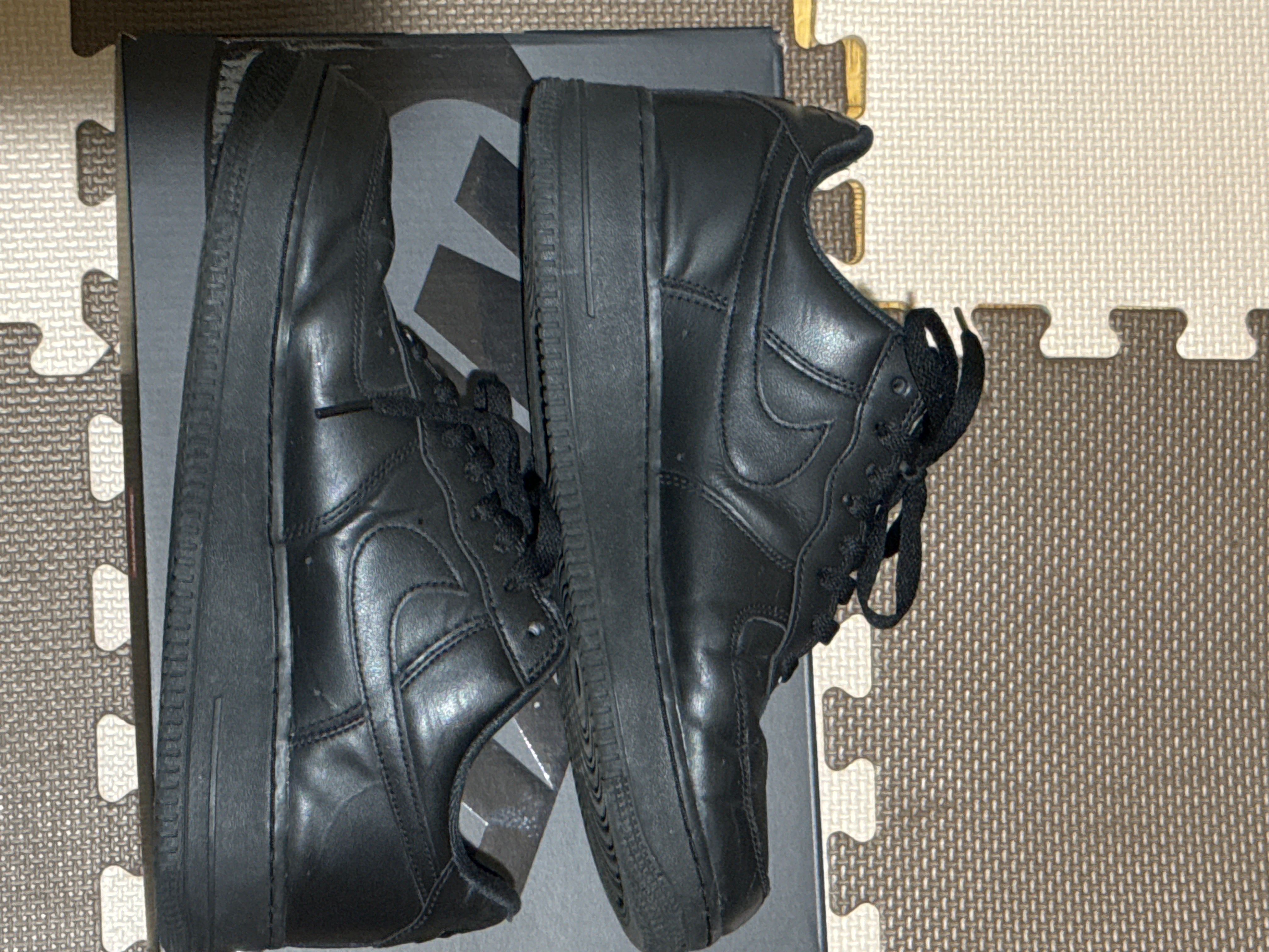 Supreme × Nike Air Force 1 Low "Black"
