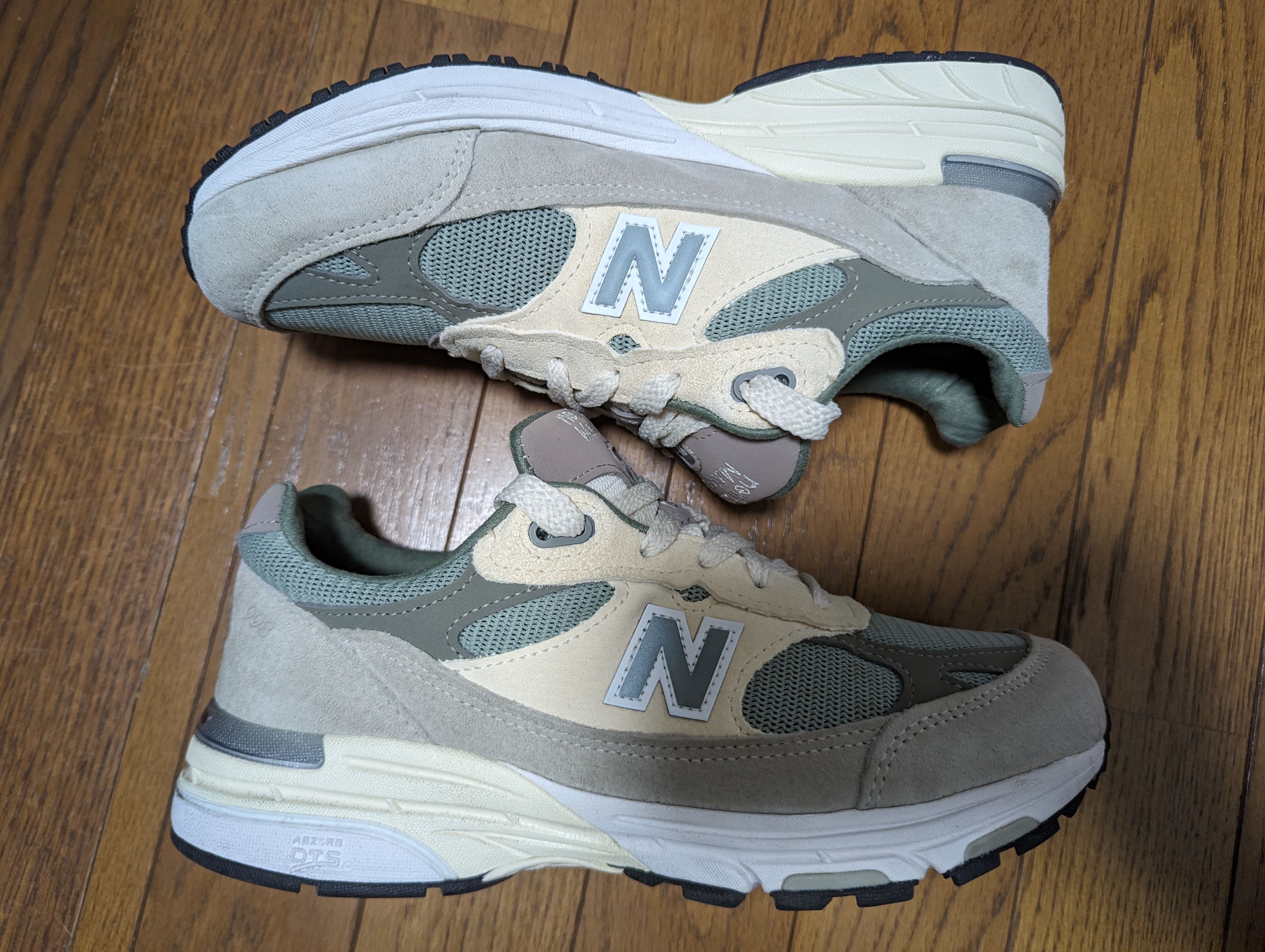 KITH × New Balance Women's 993 "Spring 101"