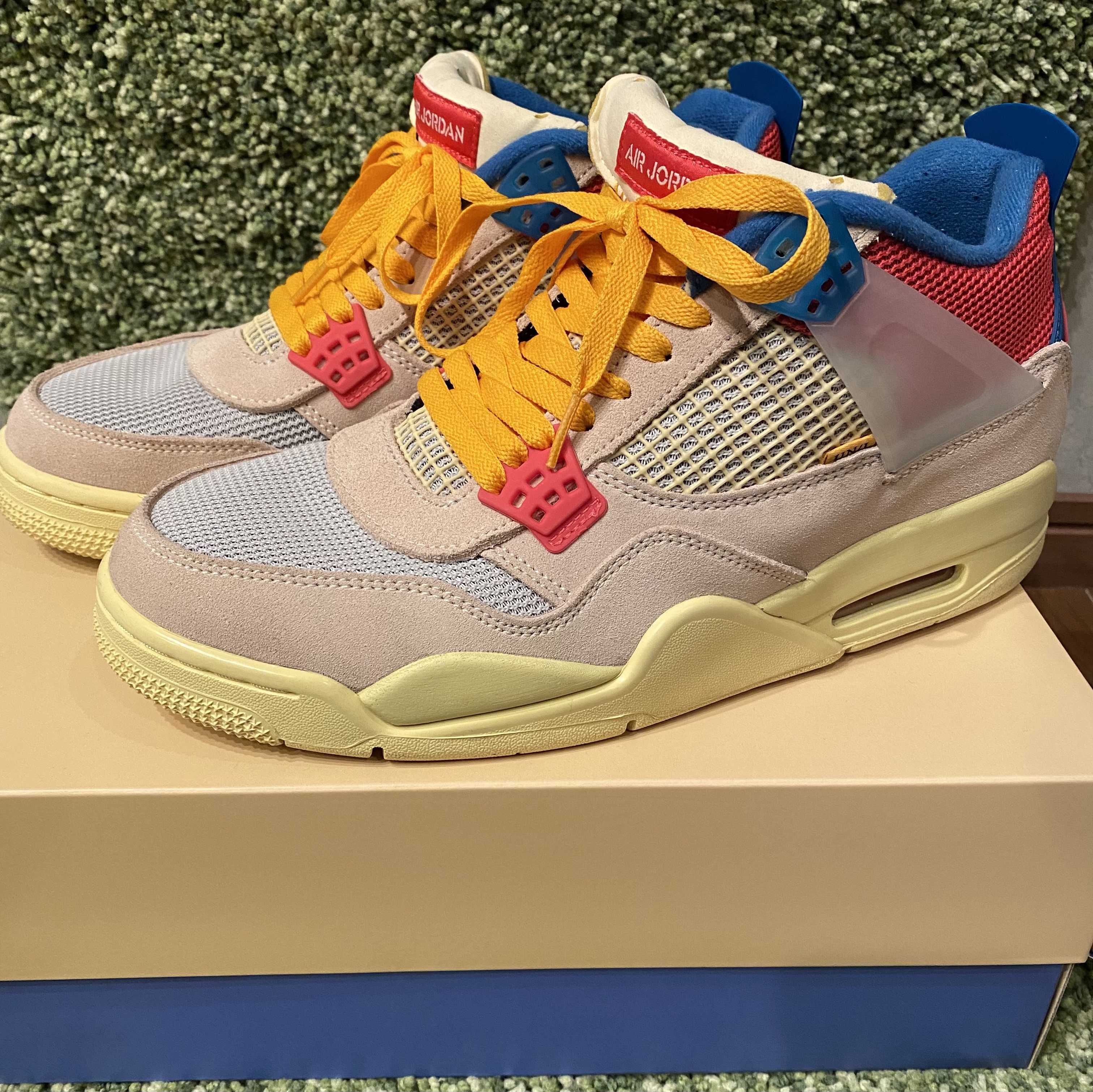 UNION × Nike Air Jordan 4 SP "Guava Ice/Light Fusion Red"