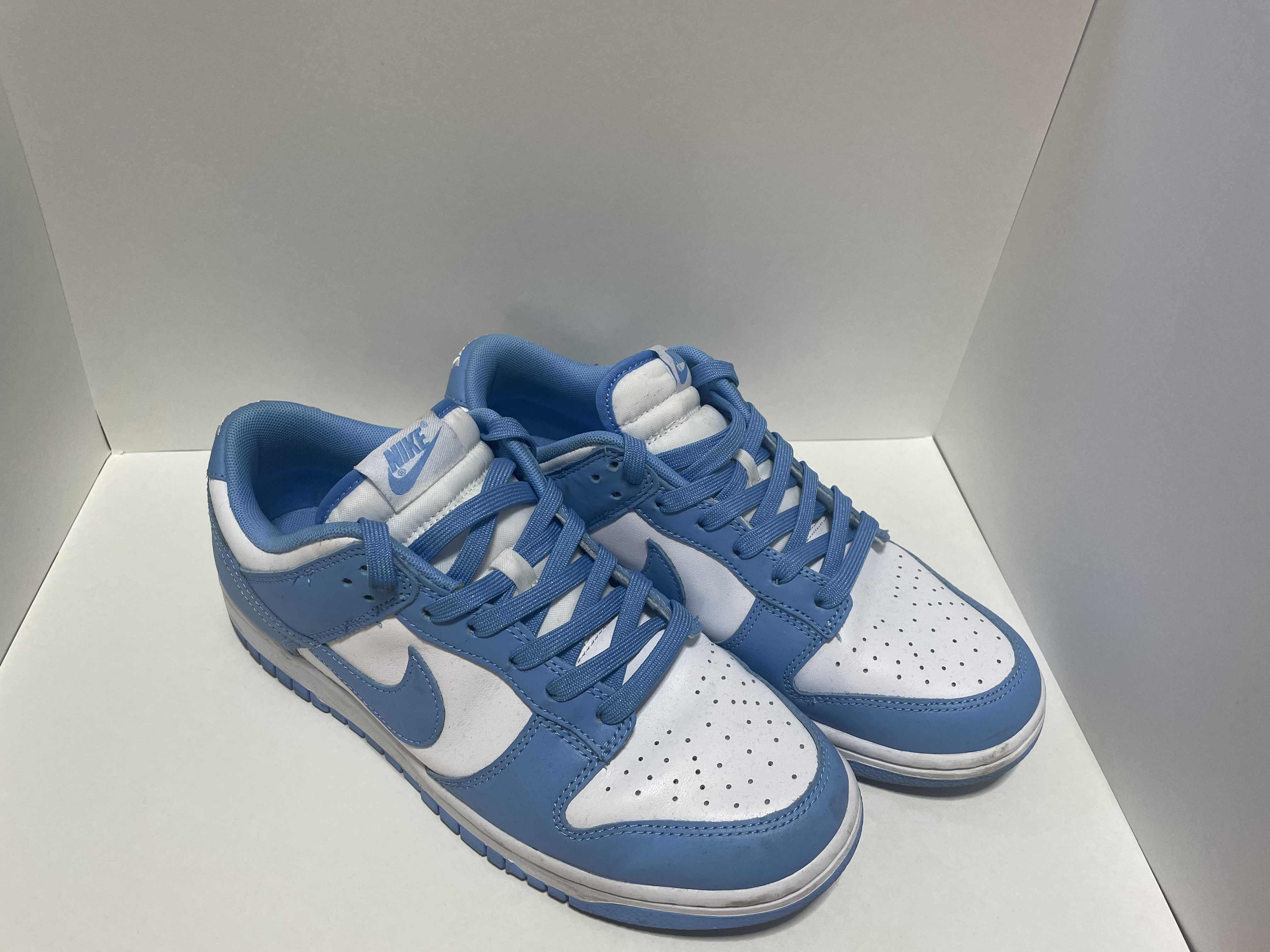 Nike Dunk Low "University Blue"