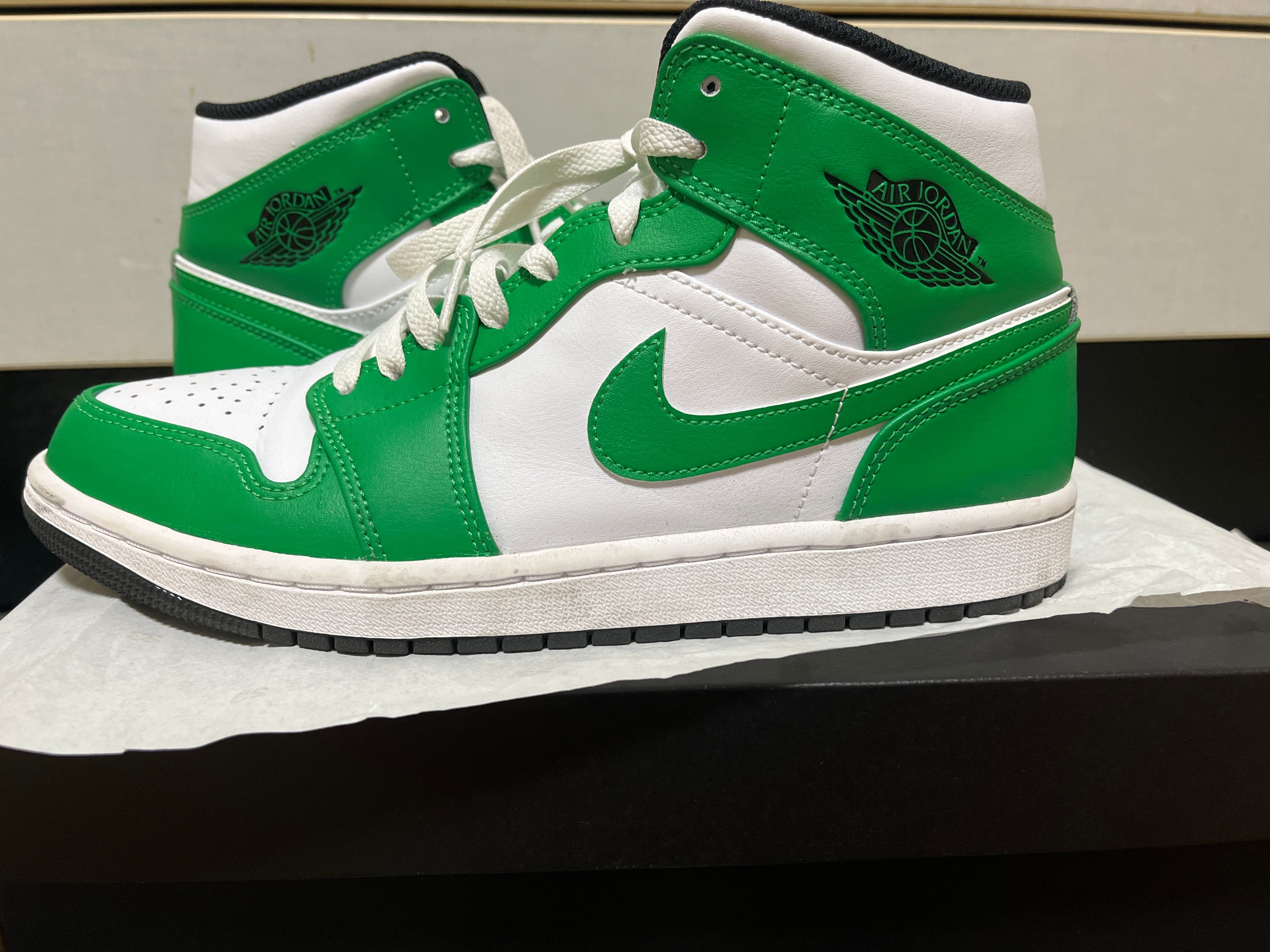 Nike Air Jordan 1 Mid "Lucky Green"