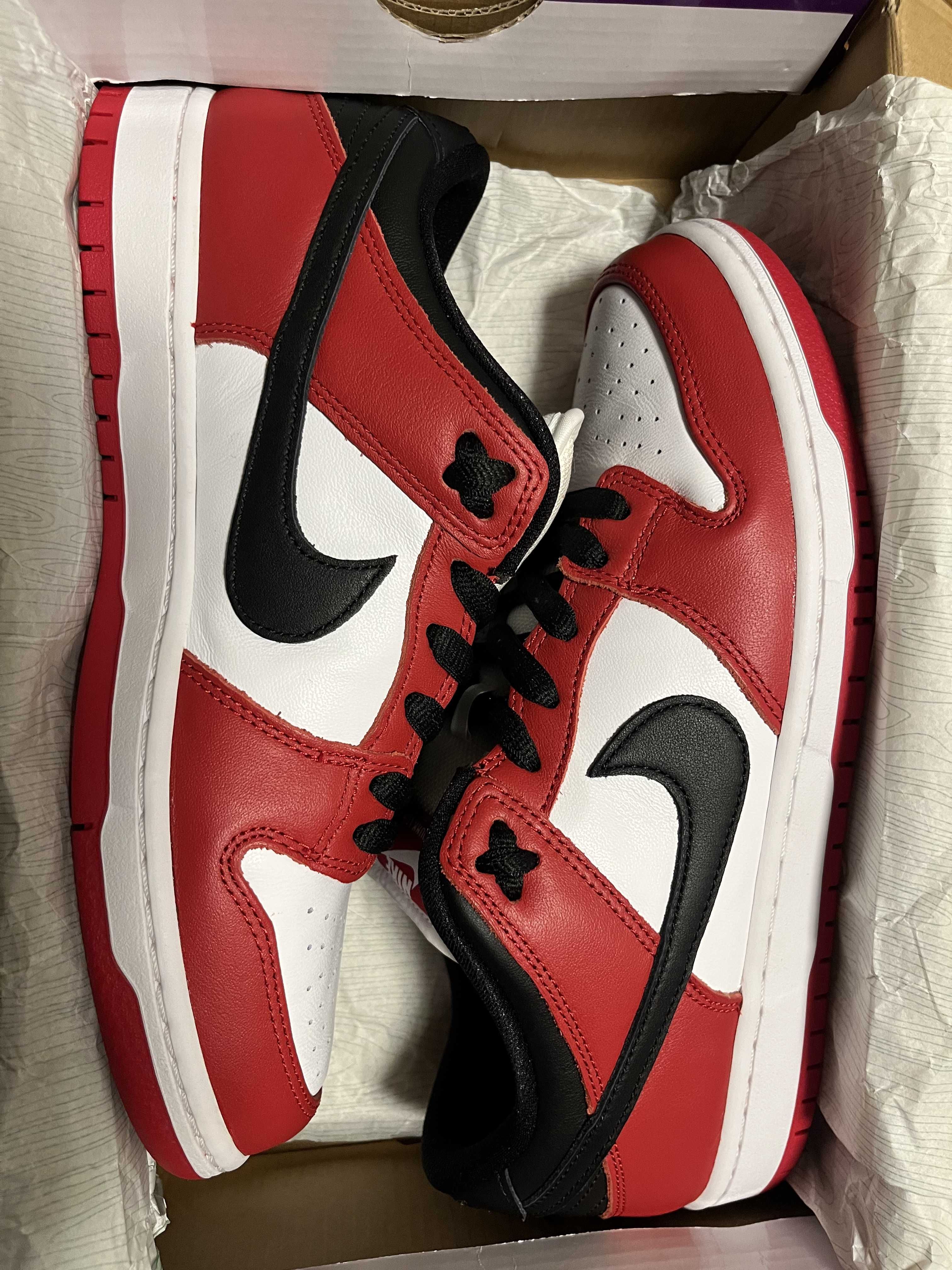 Nike SB Dunk Low Pro "J-Pack Chicago/Varsity Red and White"