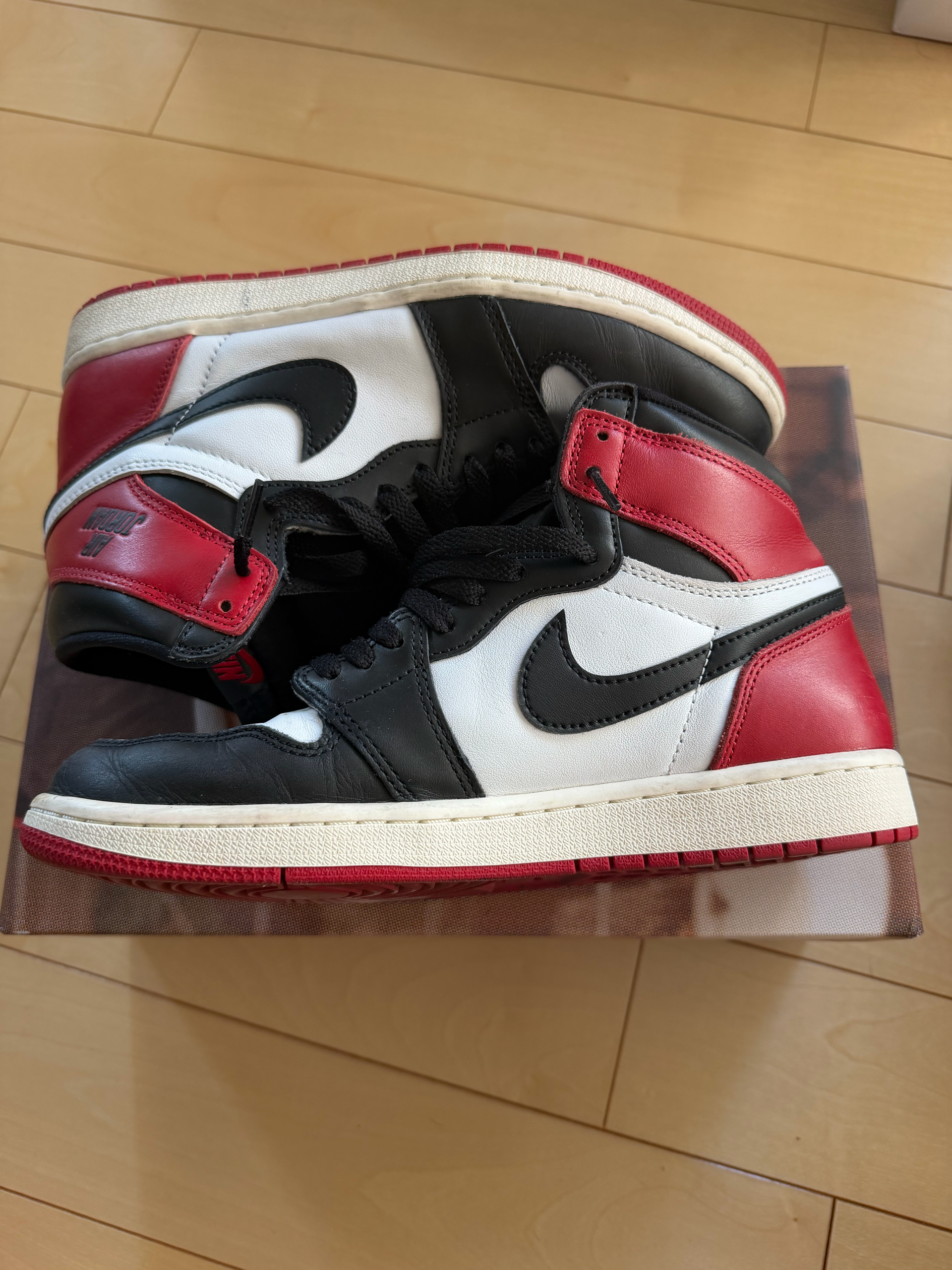 Nike Air Jordan 1 Retro High OG "Black Toe"