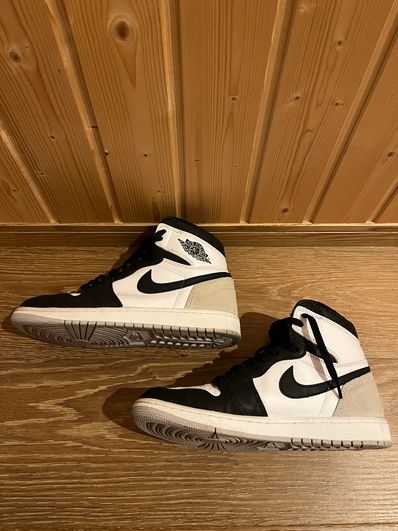 Nike Air Jordan 1 High OG "Bleached Coral"