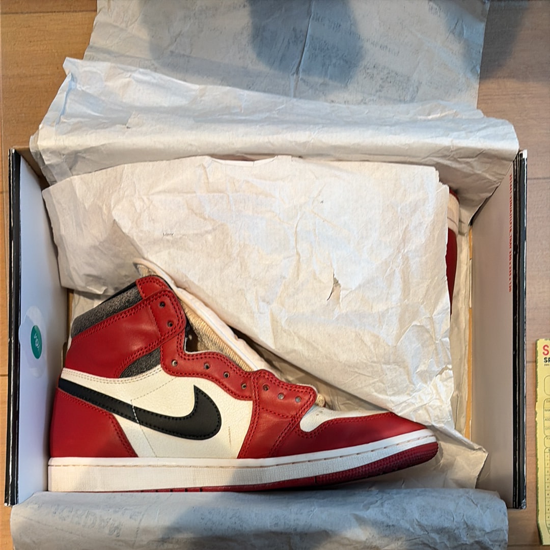 Nike Air Jordan 1 High OG "Lost & Found/Chicago"