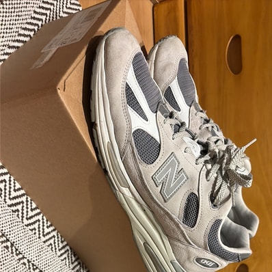 New Balance 991V2 "Light Gray"