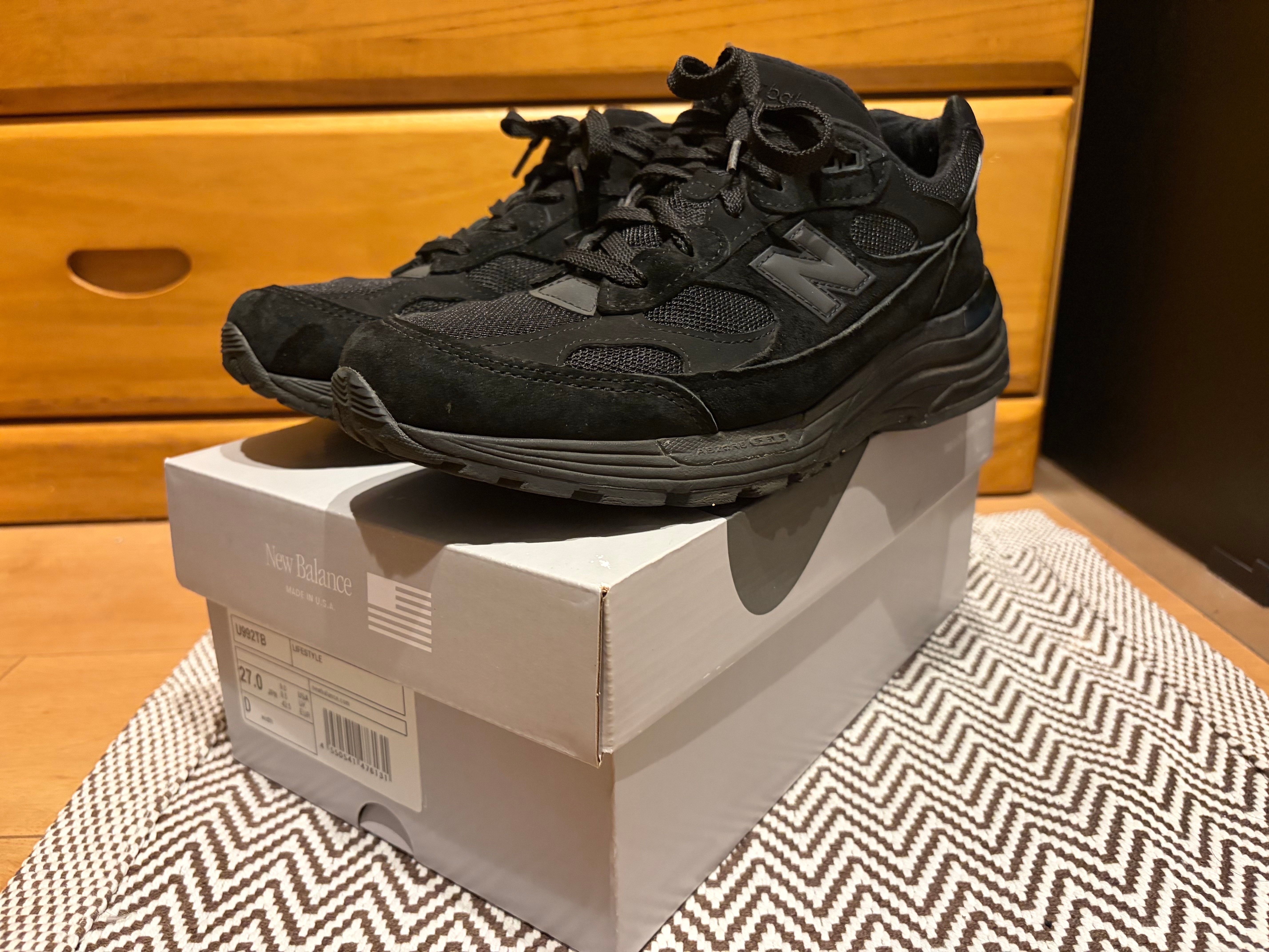 New Balance 992 "Triple Black" (2025)