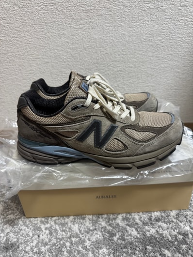 AURALEE × New Balance 990V4 "Taupe"