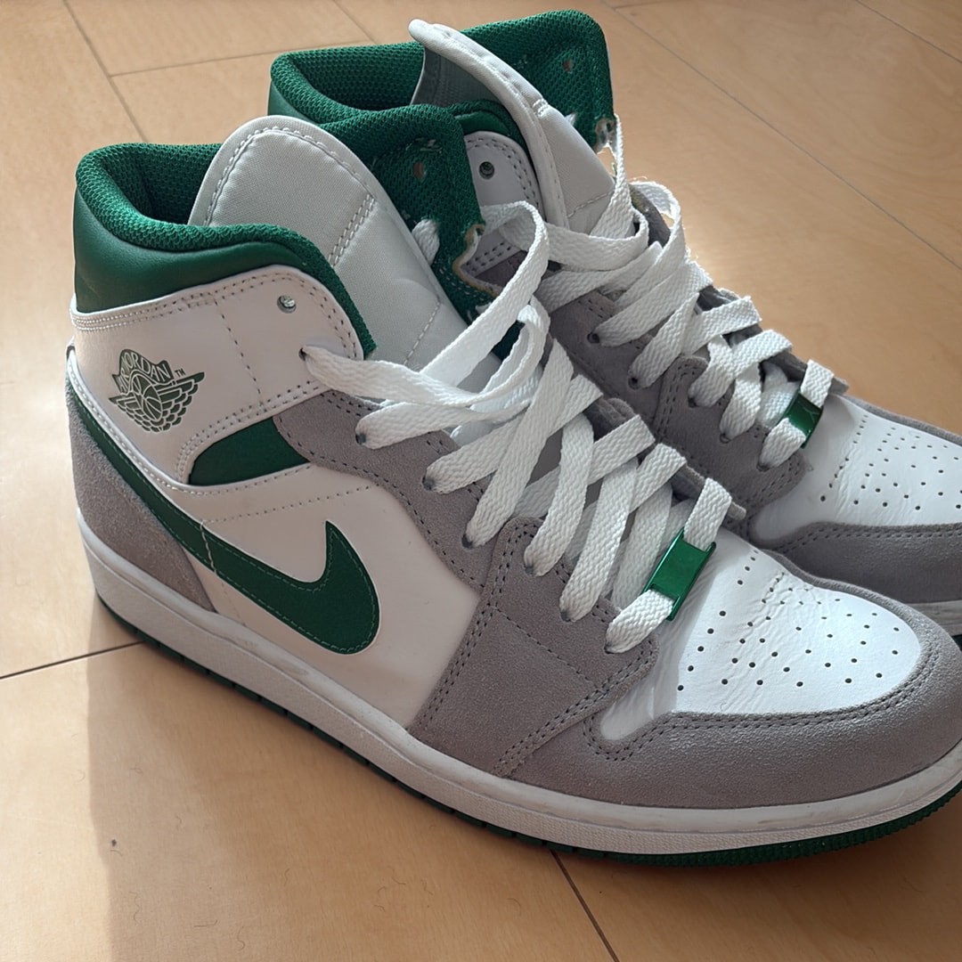 Nike Air Jordan 1 Mid "Green Grey White"