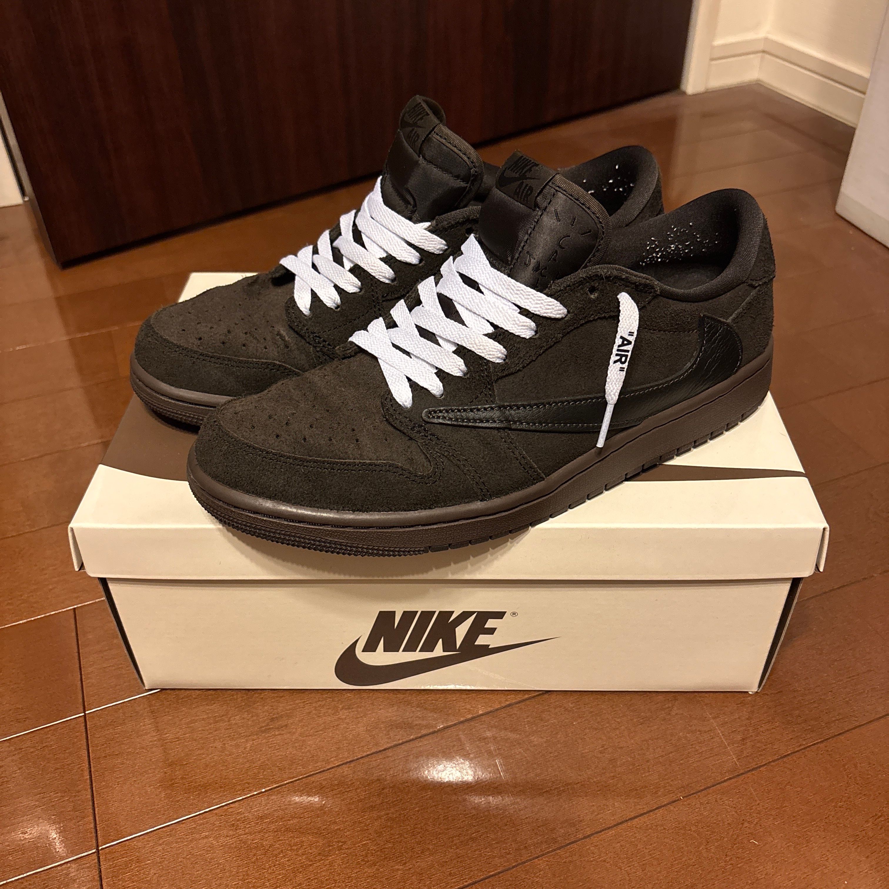 Travis Scott × Nike Air Jordan 1 Low OG SP "Velvet Brown and Dark Mocha"
