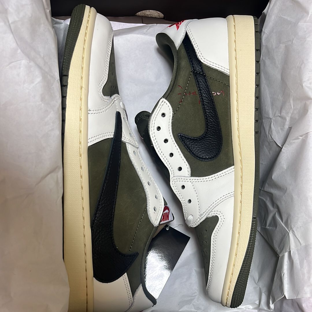 Travis Scott × Nike Air Jordan 1 Low OG SP "Reverse Olive"
