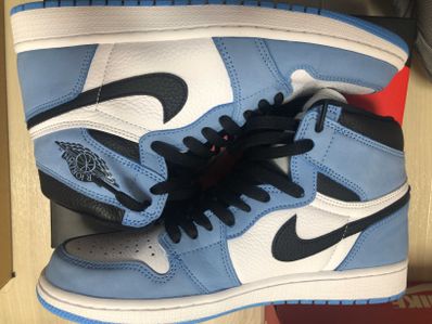 Nike Air Jordan 1 High OG "University Blue"