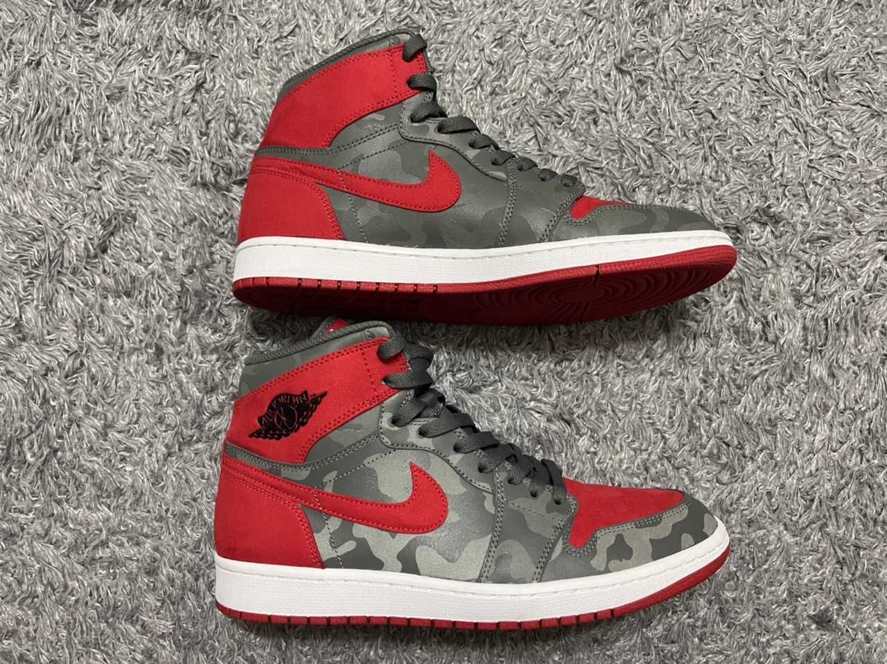 Nike Air Jordan 1 Retro High "Camo 3M Bred"