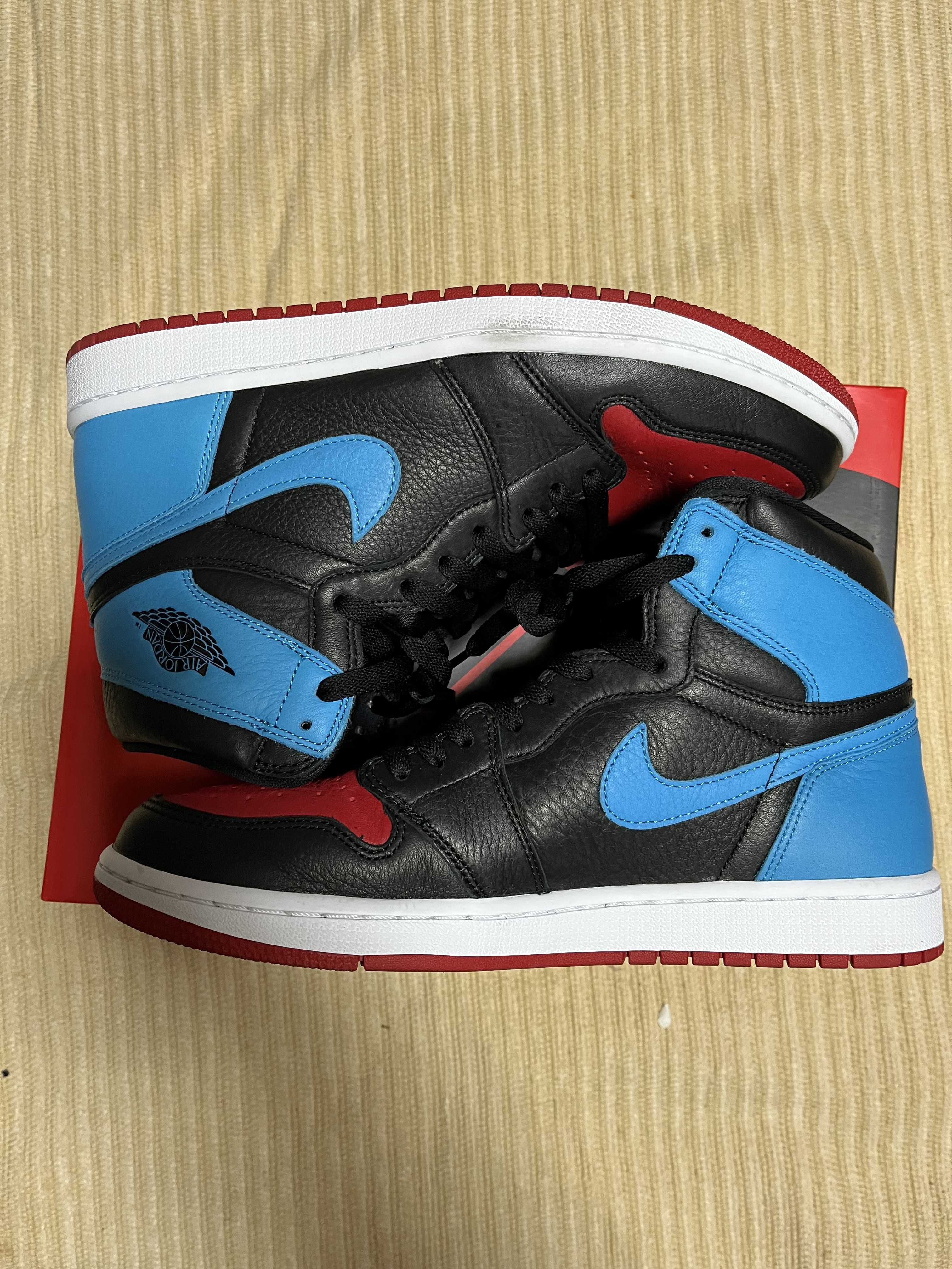 Nike Women's Air Jordan 1 High OG "UNC to Chicago"