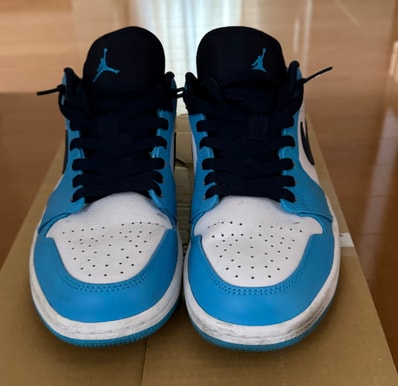 Nike Air Jordan 1 Low "University Blue"