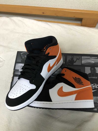 NIKE AIR JORDAN 1 MID "SHATTERED BACKBOARD"