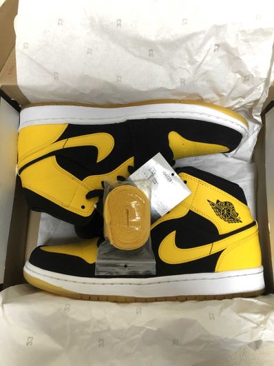 Nike Air Jordan 1 Retro Mid "New Love" (2017)