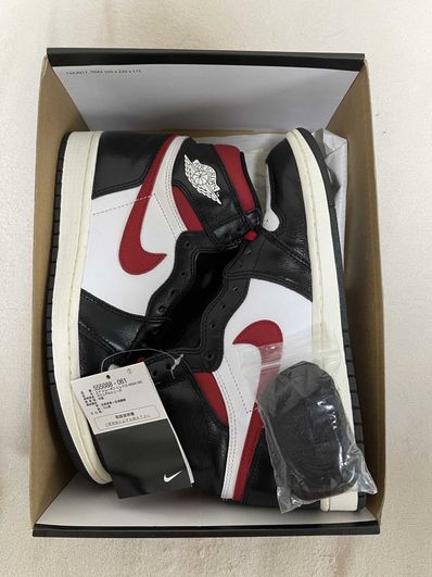 Nike Air Jordan 1 Retro High "Black/White/Sail/Gym Red"