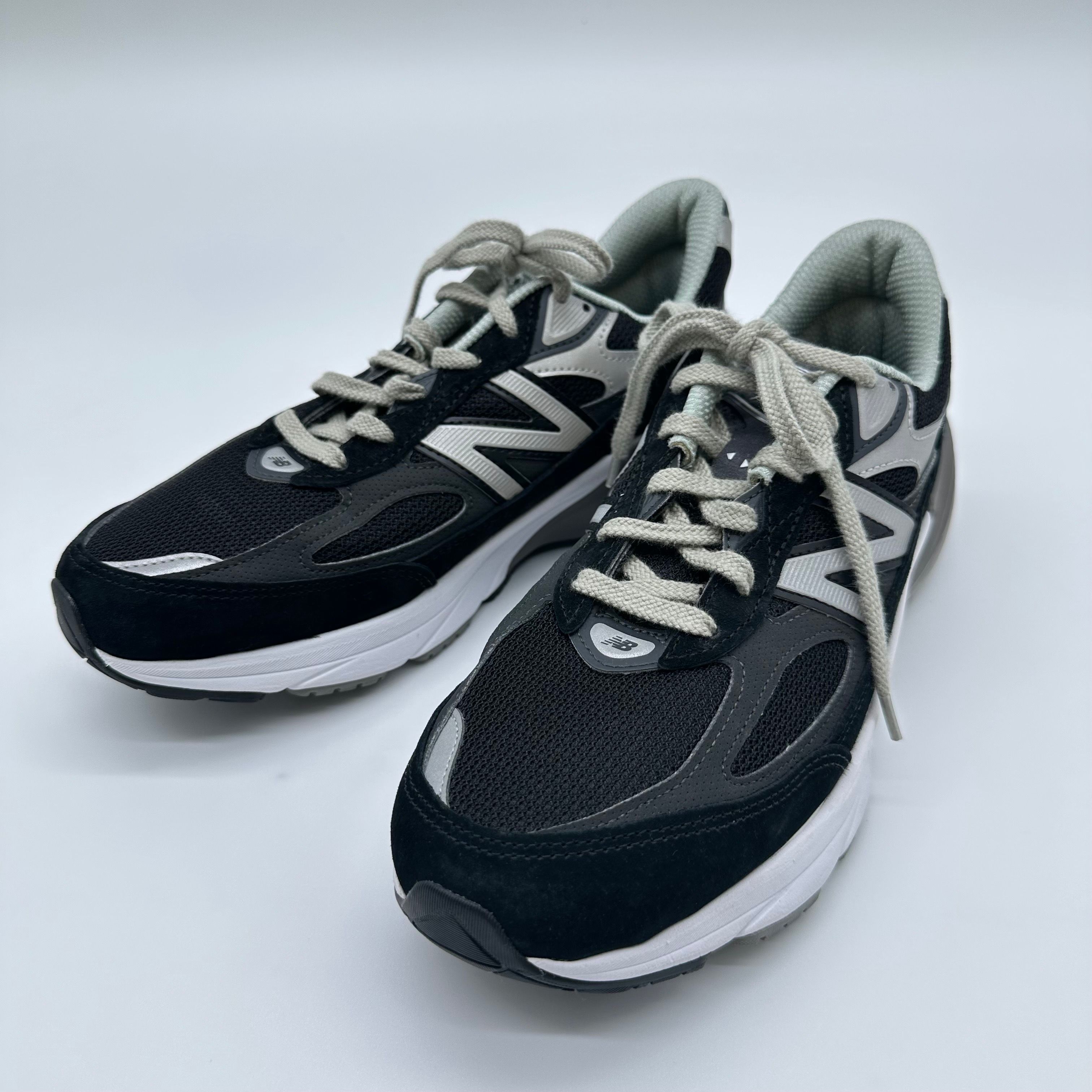 New Balance 990V6 "Black" (Heel NB Logo)
