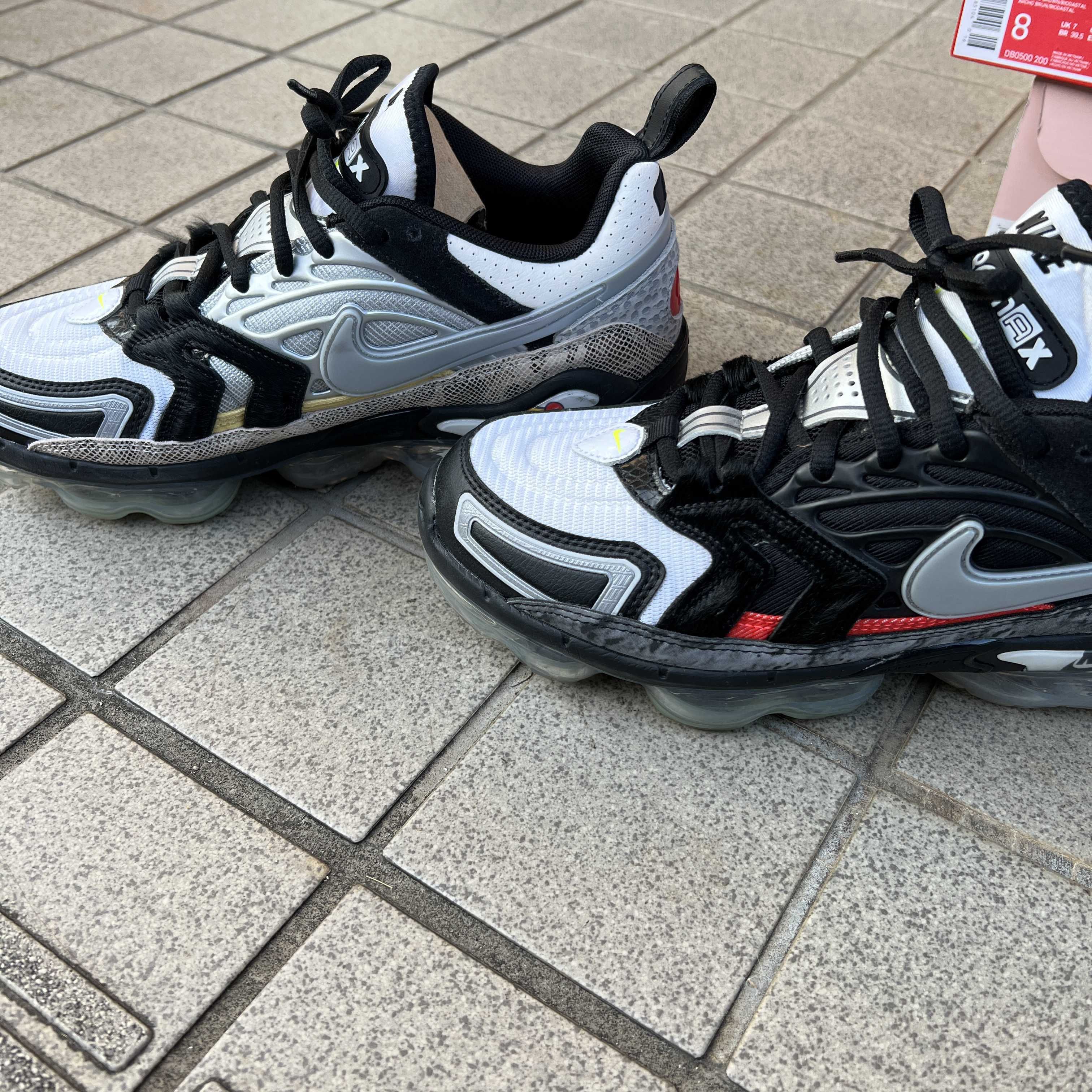 Nike Air Vapormax EVO "What The"