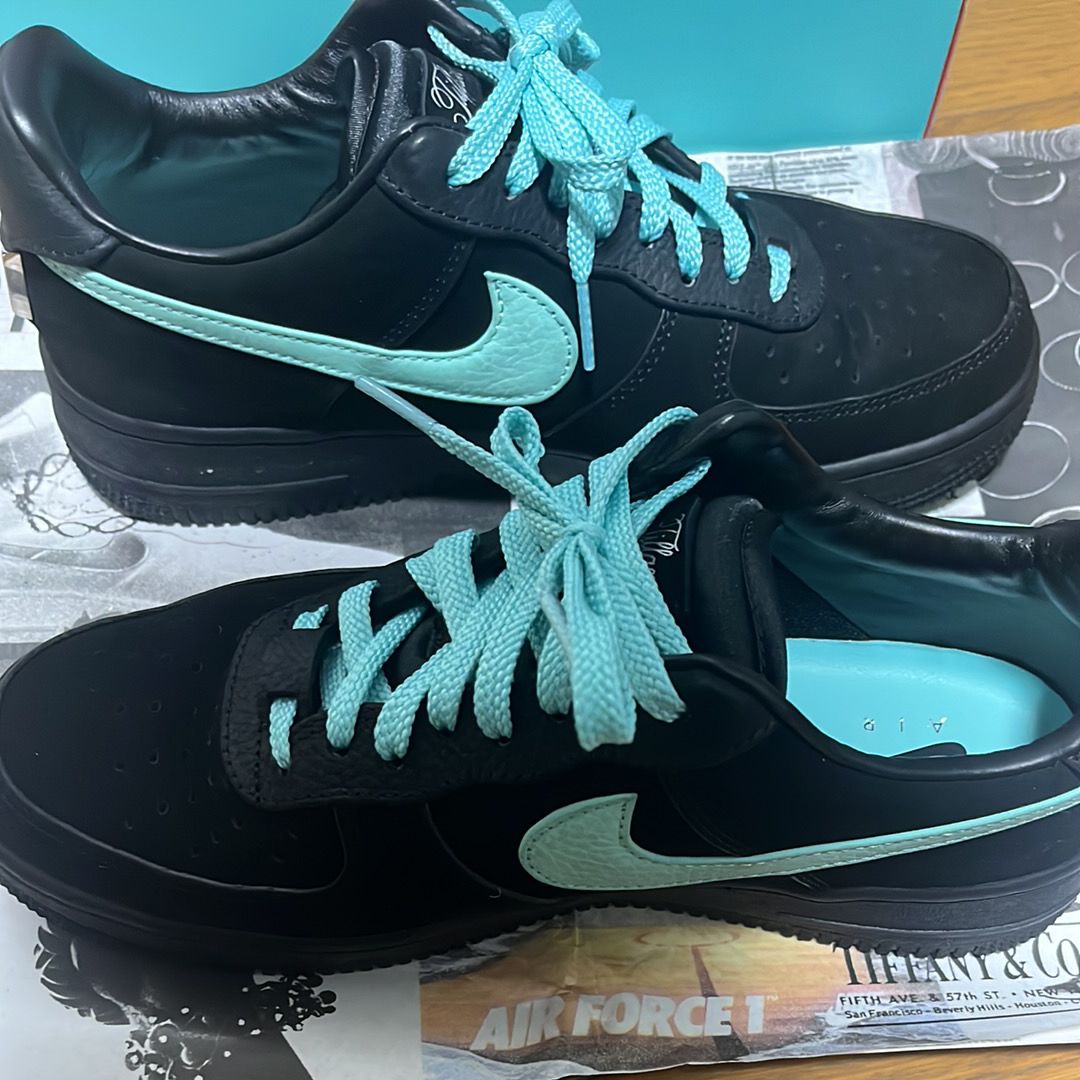 Tiffany & Co. × Nike Air Force 1 Low "1837"