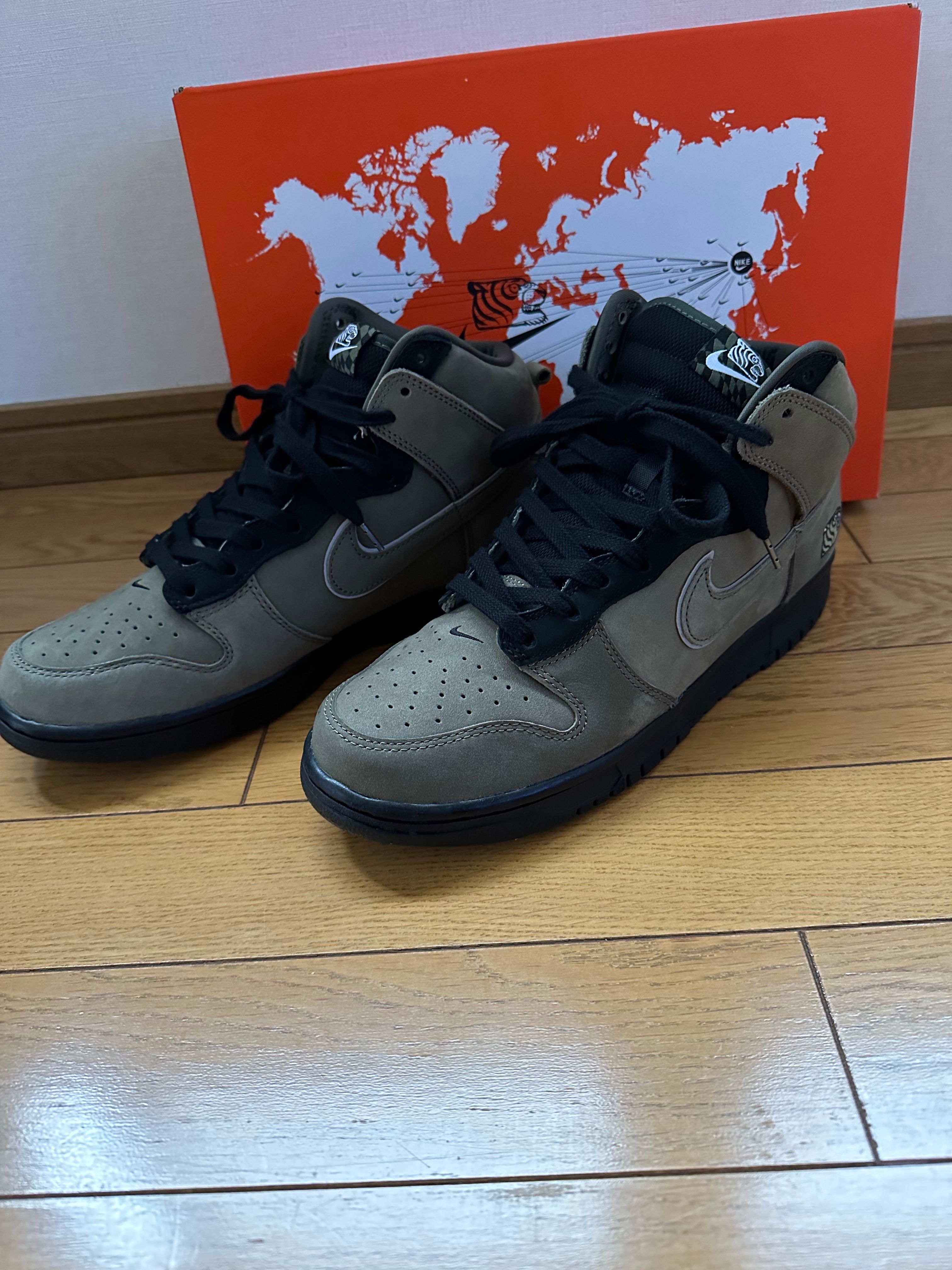 SoulGoods × Nike Dunk High "'90s"