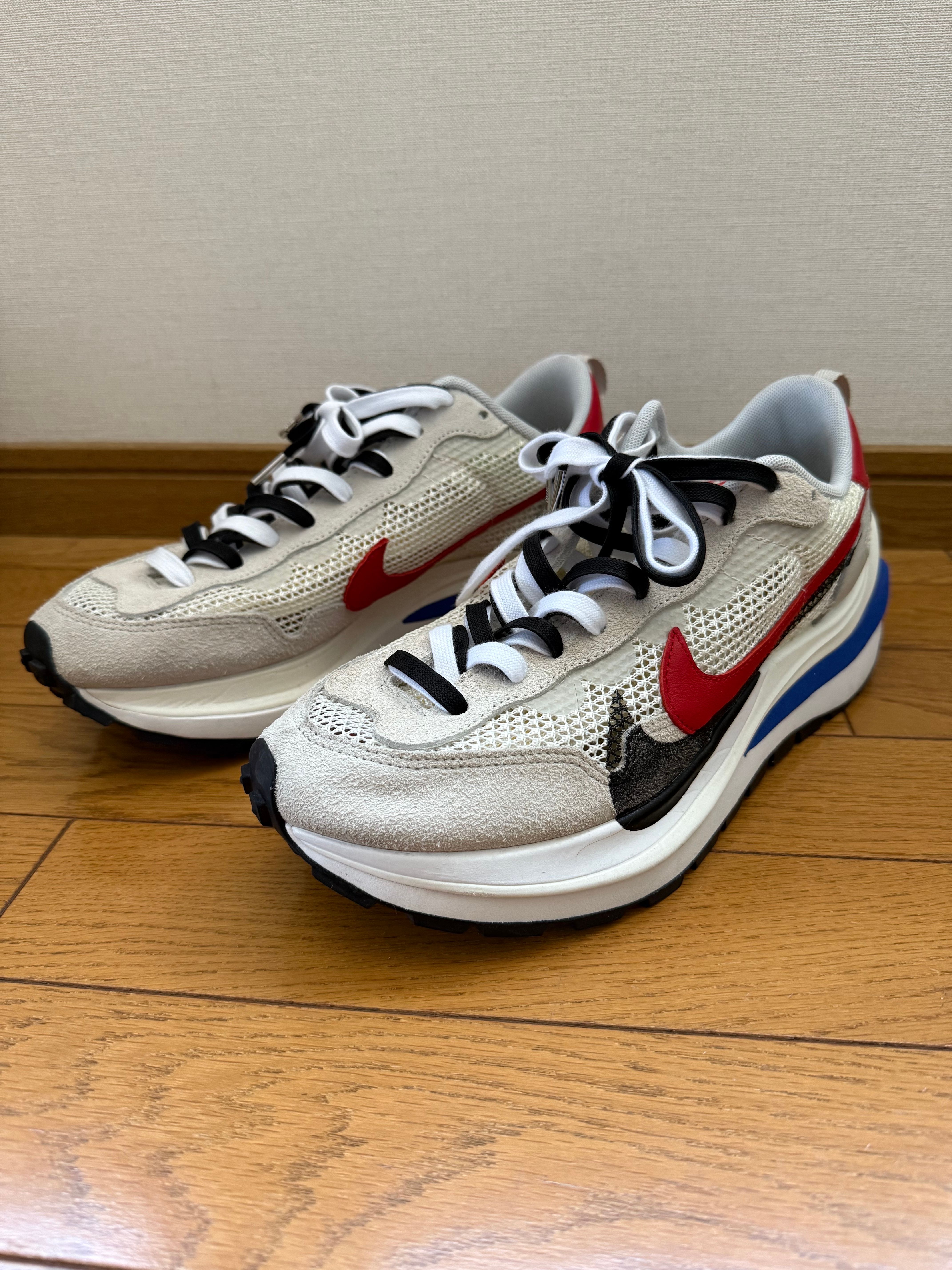 sacai × Nike Vapor Waffle "Royal Fuchsia"