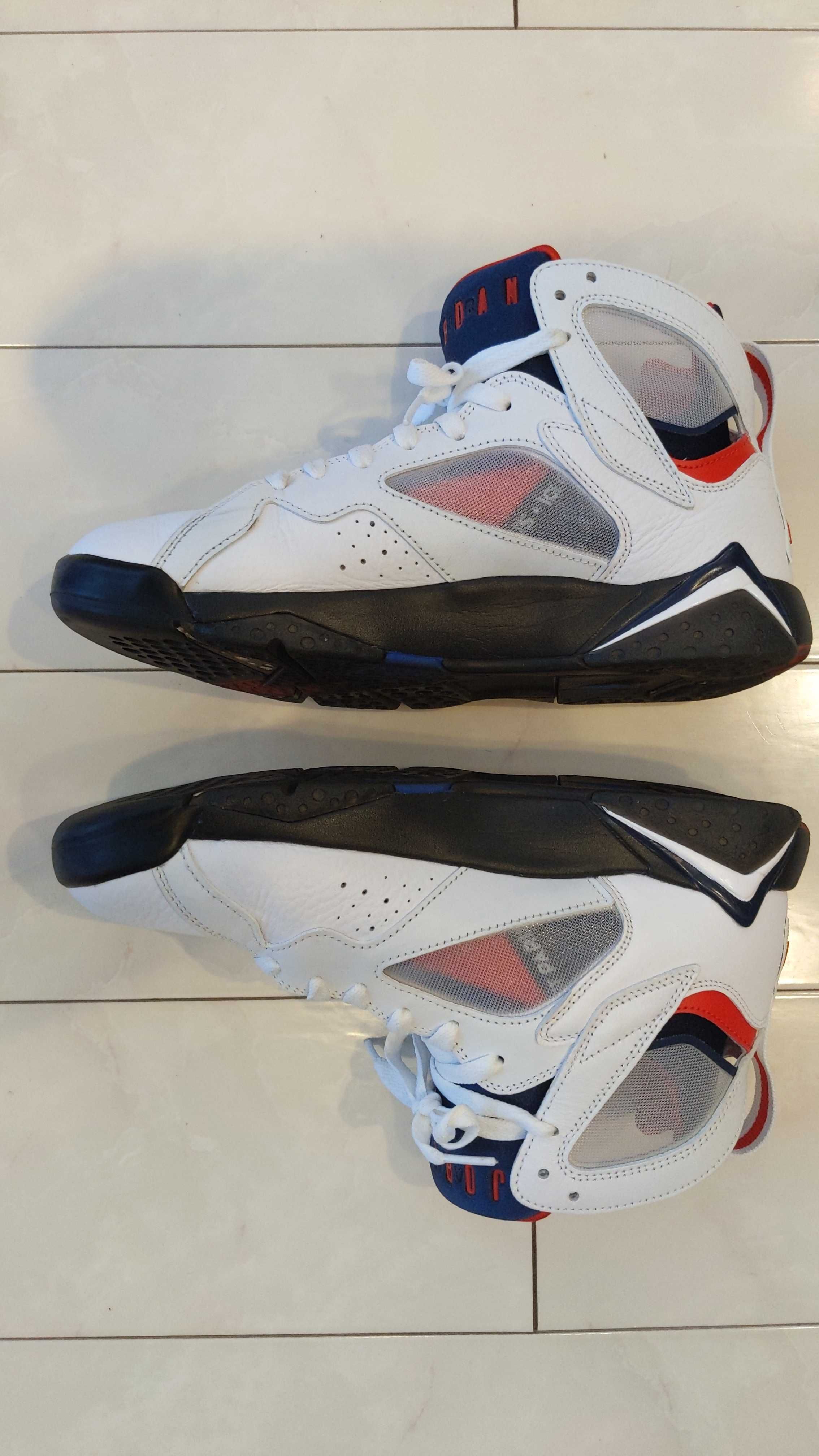 PSG × NIKE AIR JORDAN 7 RETRO "White"