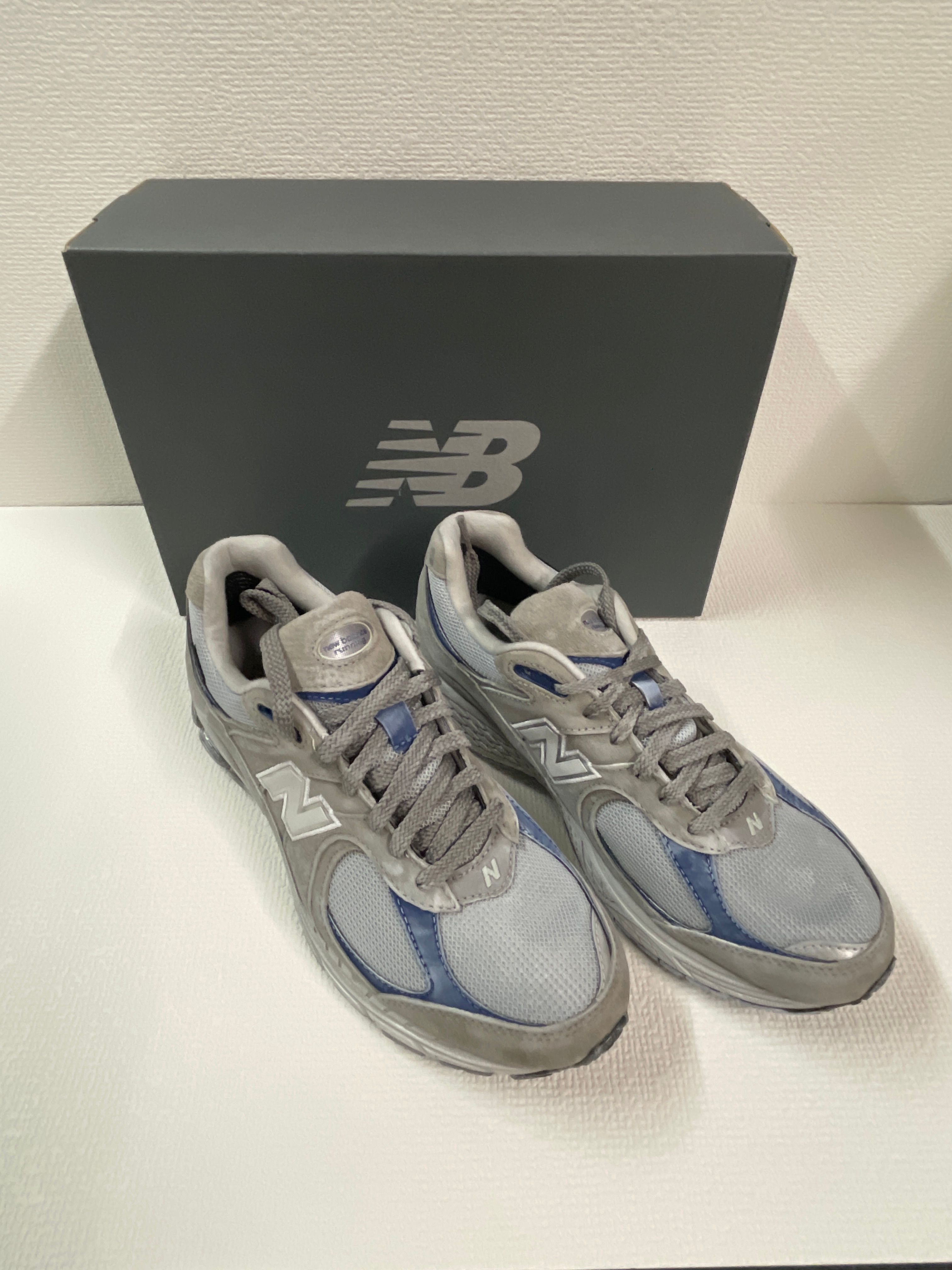 New Balance 2002R "Light Gray"