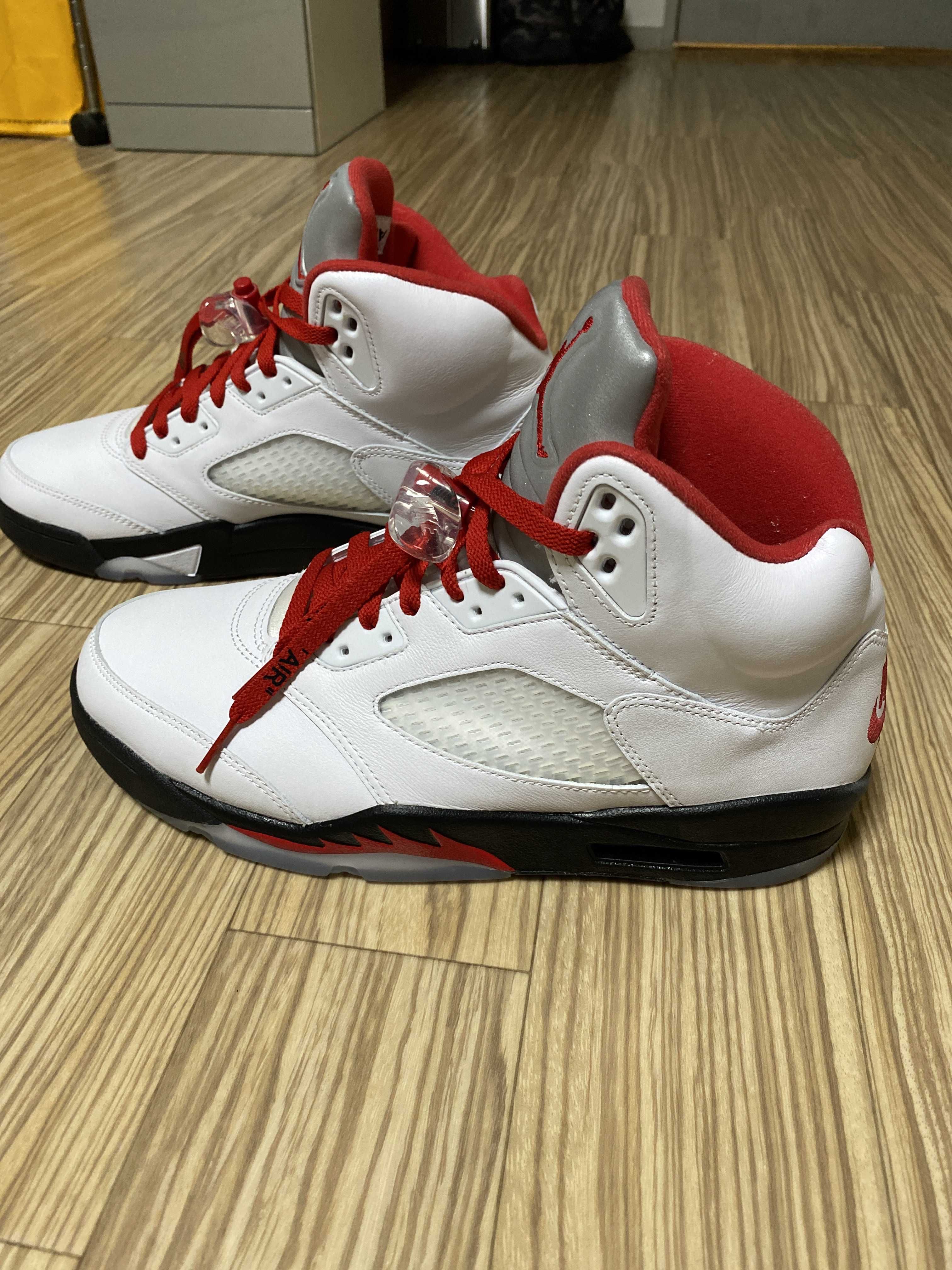 Nike Air Jordan 5 Retro "Fire Red" (2020)