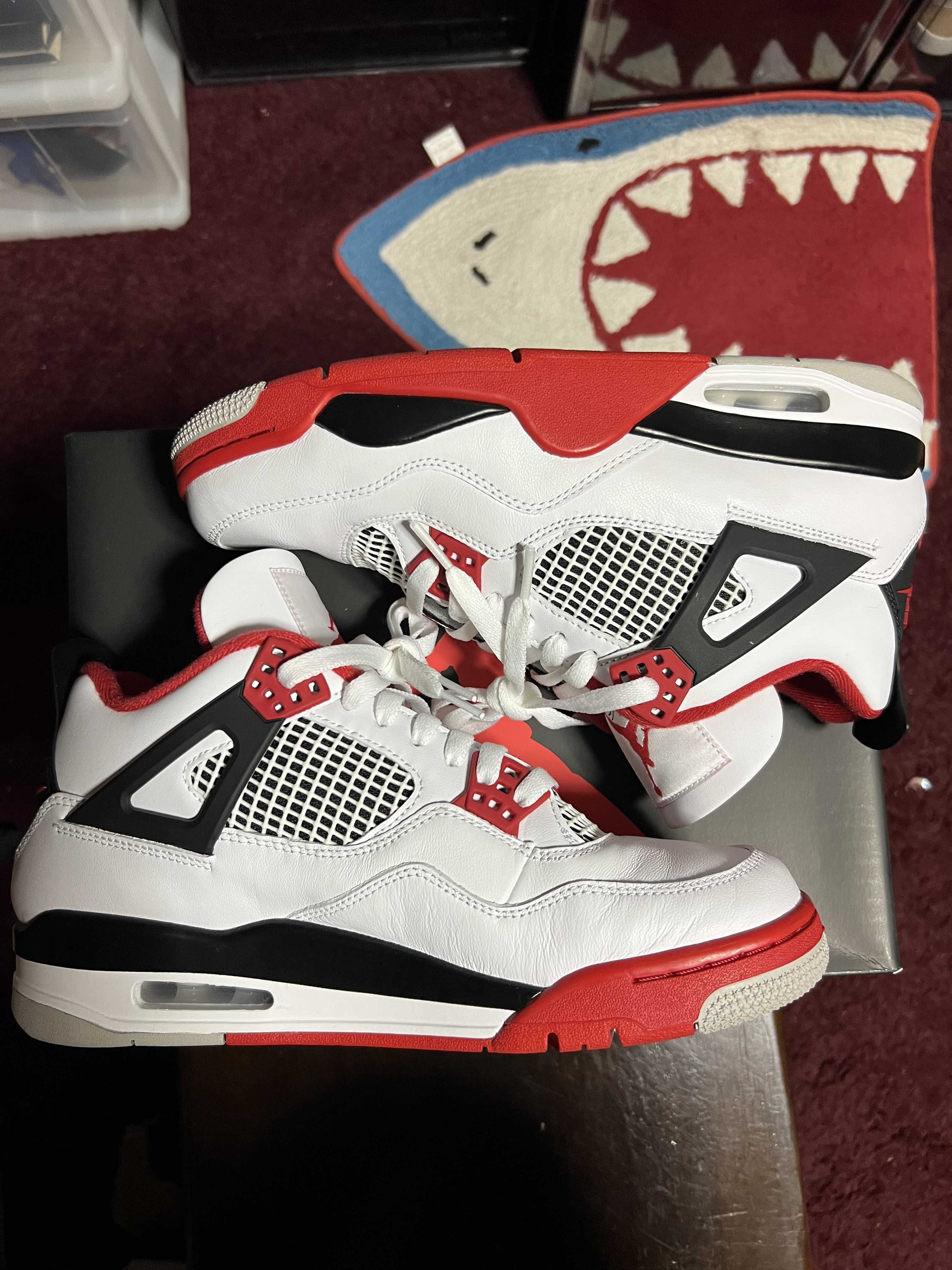Nike Air Jordan 4 Retro OG "Fire Red" (2020)