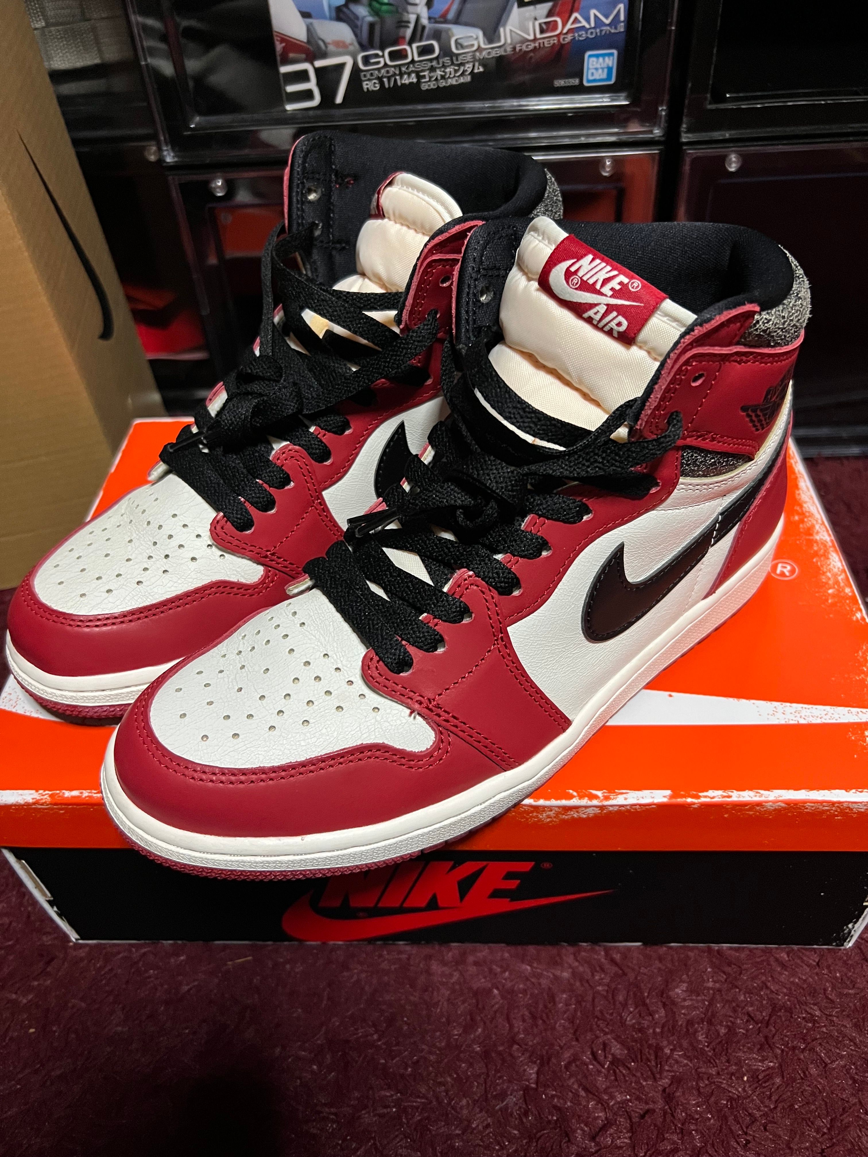 Nike Air Jordan 1 High OG "Lost & Found/Chicago"