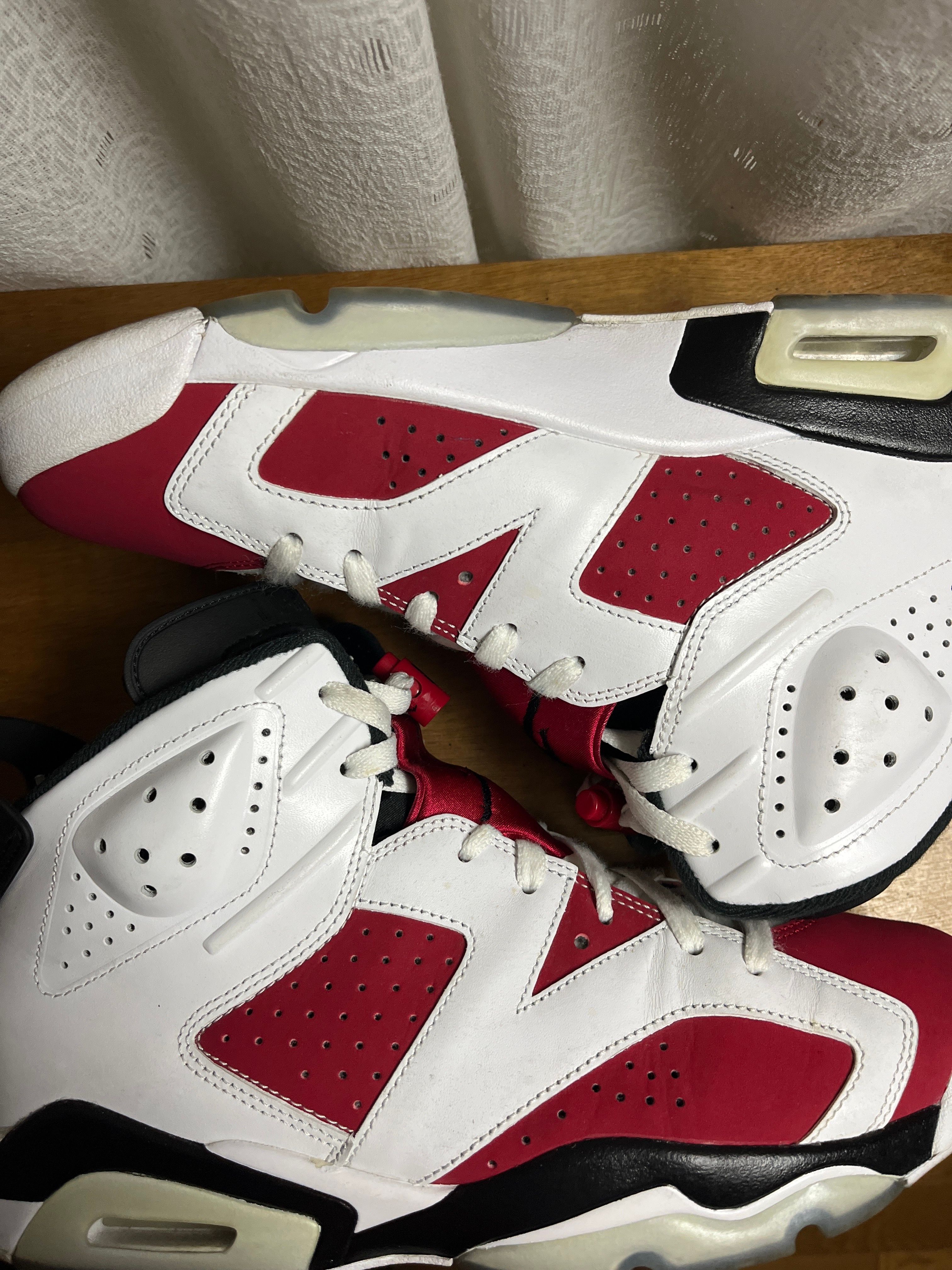 Nike Air Jordan 6 "Carmine" (2021)