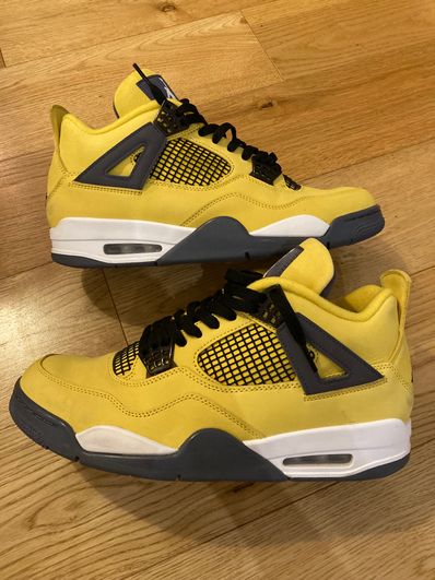 Nike Air Jordan 4 "Tour Yellow"