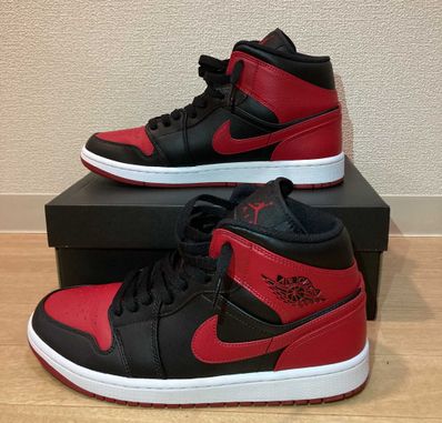 Nike Air Jordan 1 Mid "Bred"