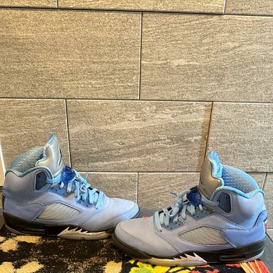 Nike Air Jordan 5 Retro SE "University Blue"