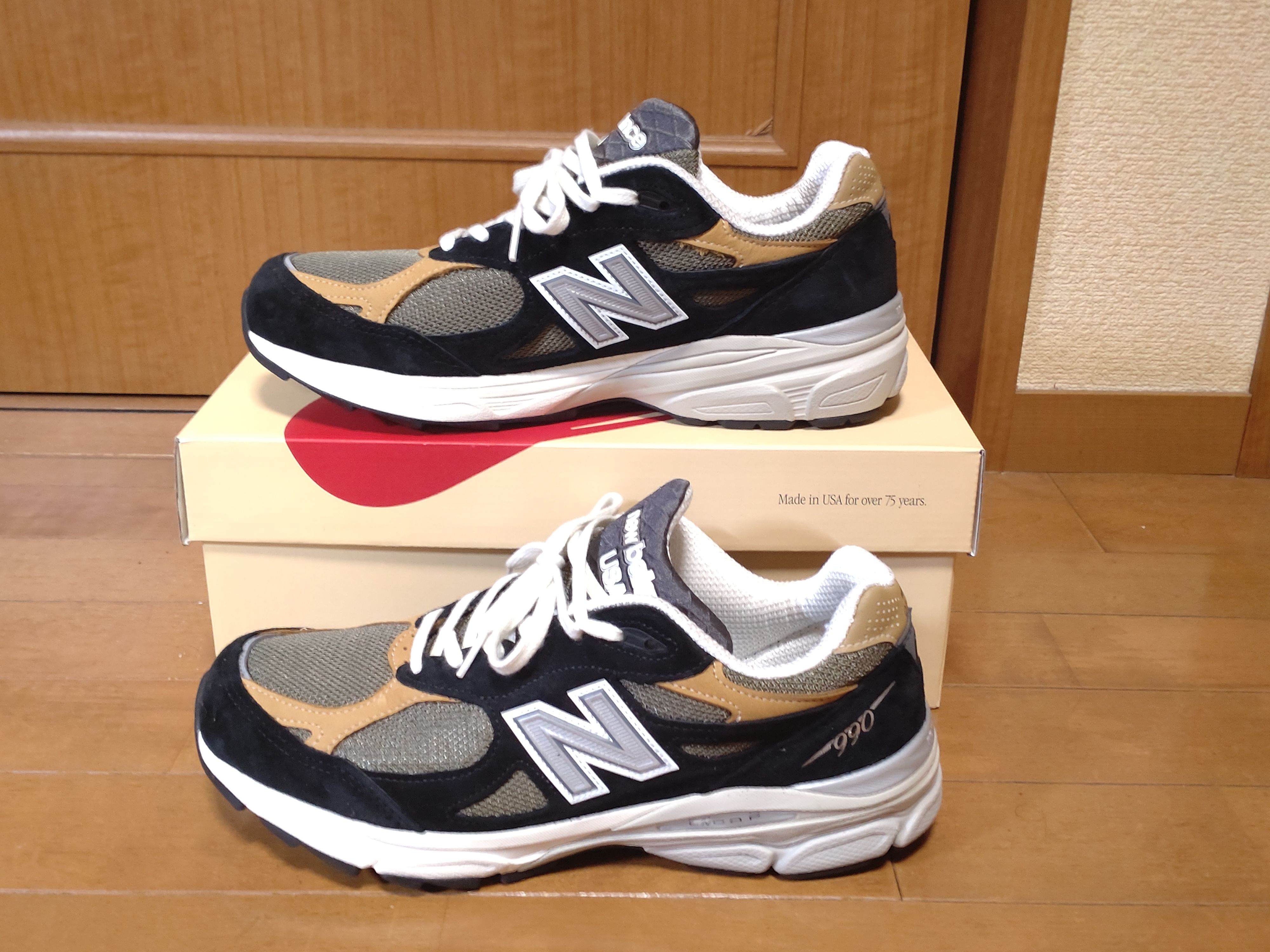 New Balance 990V3 "Black Tan"