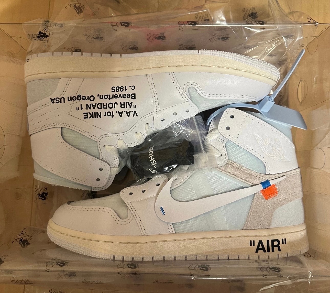 Virgil Abloh Archive (V.A.A.) × Nike Air Jordan 1 Retro High OG "Alaska"