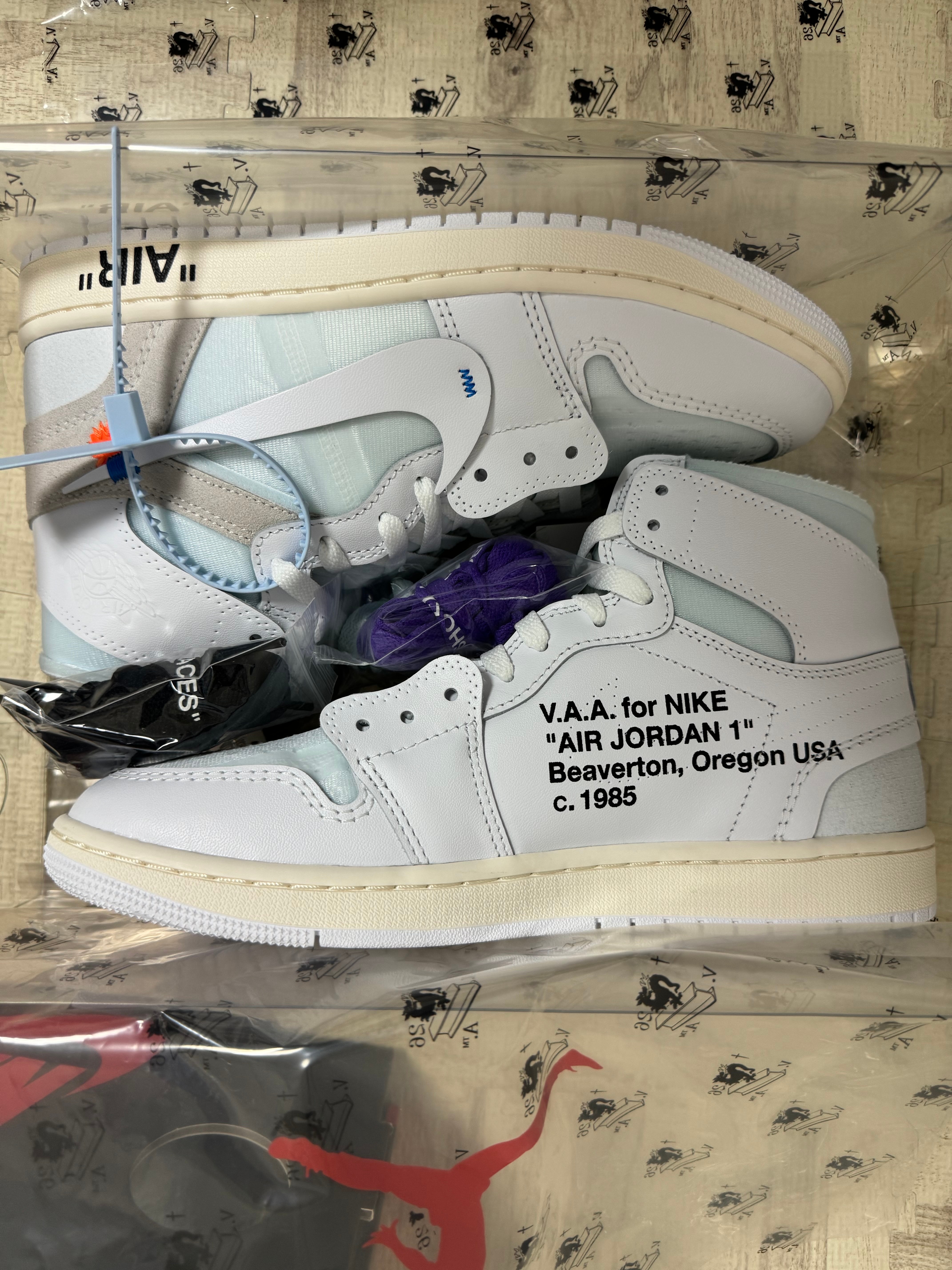 Virgil Abloh Archive (V.A.A.) × Nike Air Jordan 1 Retro High OG "Alaska"