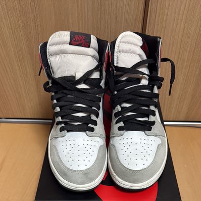 Nike Air Jordan 1 High OG "White/Black/Light Smoke Grey"