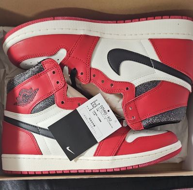 Nike Air Jordan 1 High OG "Lost & Found/Chicago"