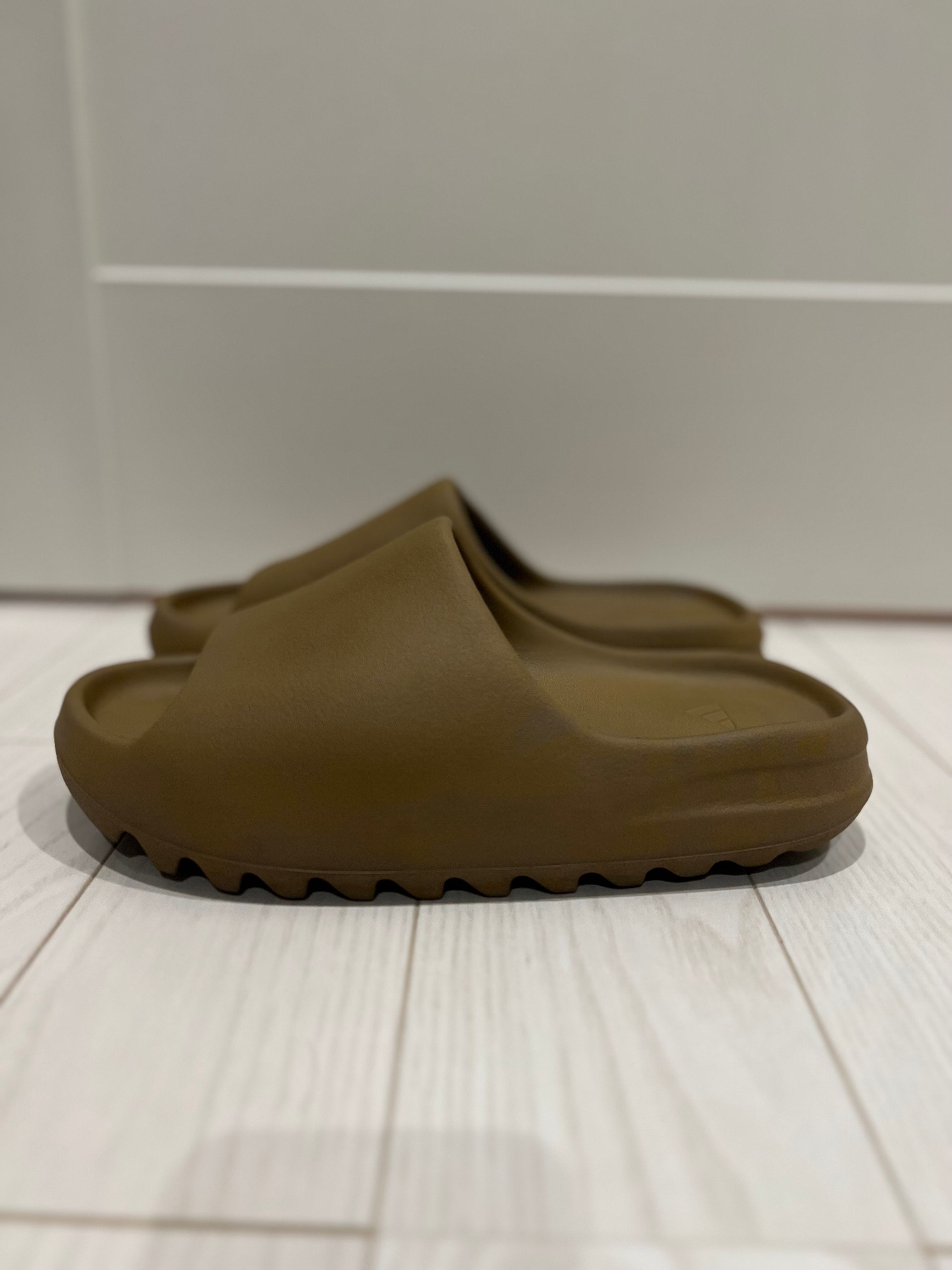 adidas YEEZY Slide "Ochre"