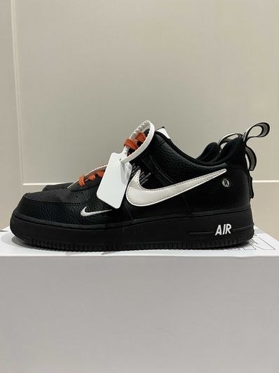 Air force 1 low utility black and white hot sale