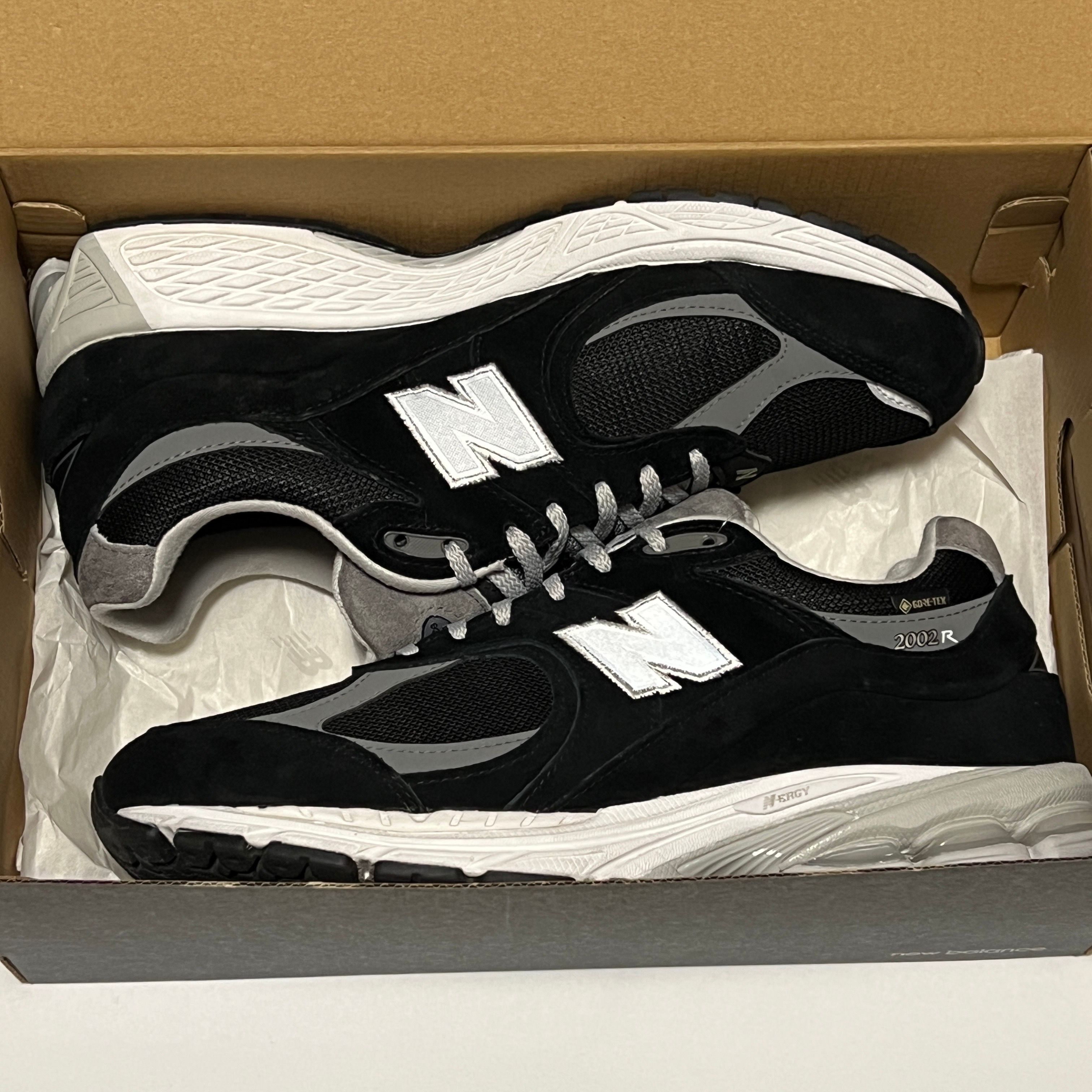 New Balance 2002R GORE-TEX "Black/Gray"