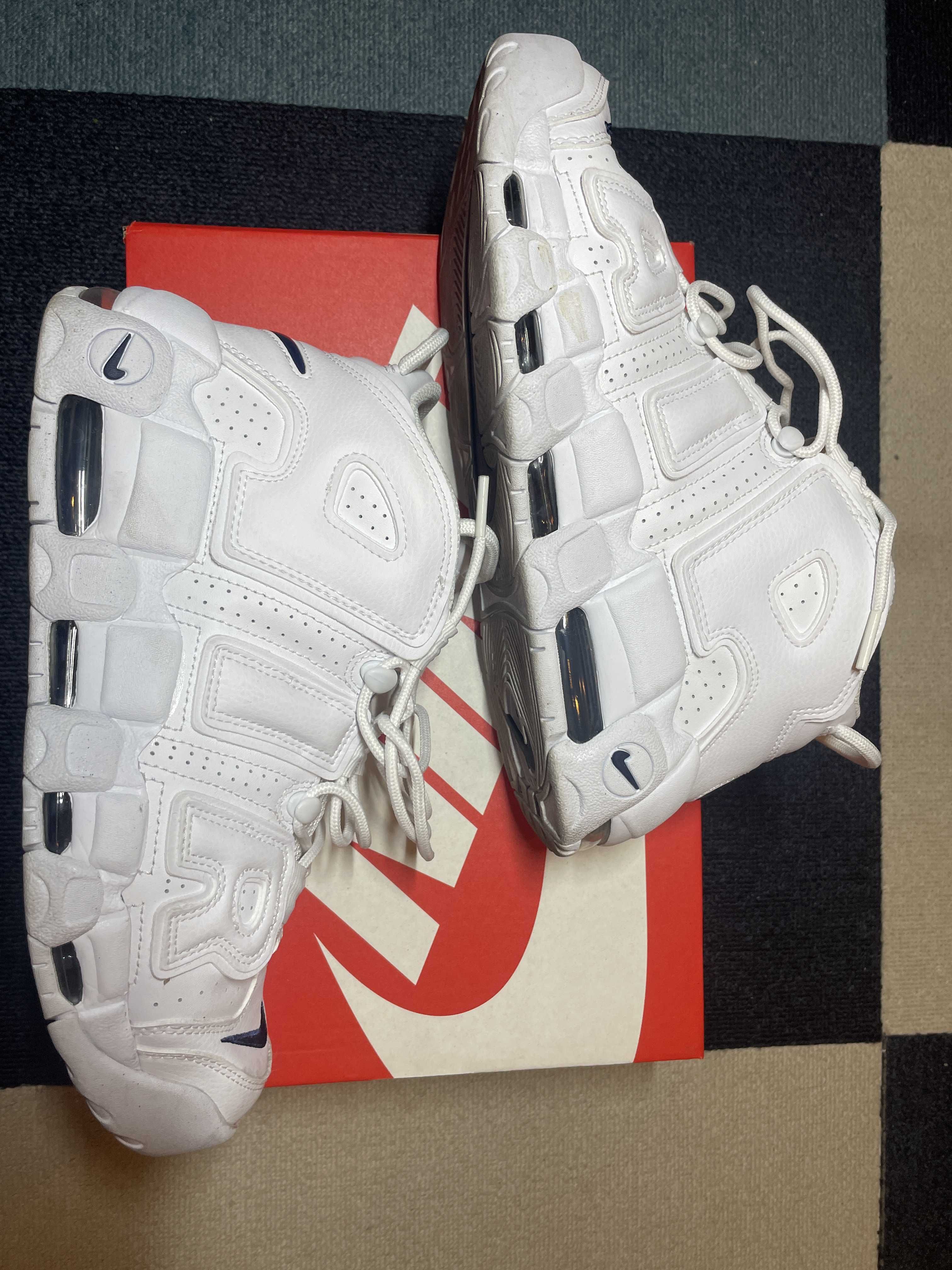 Nike Air More Uptempo "White/Midnight Navy"