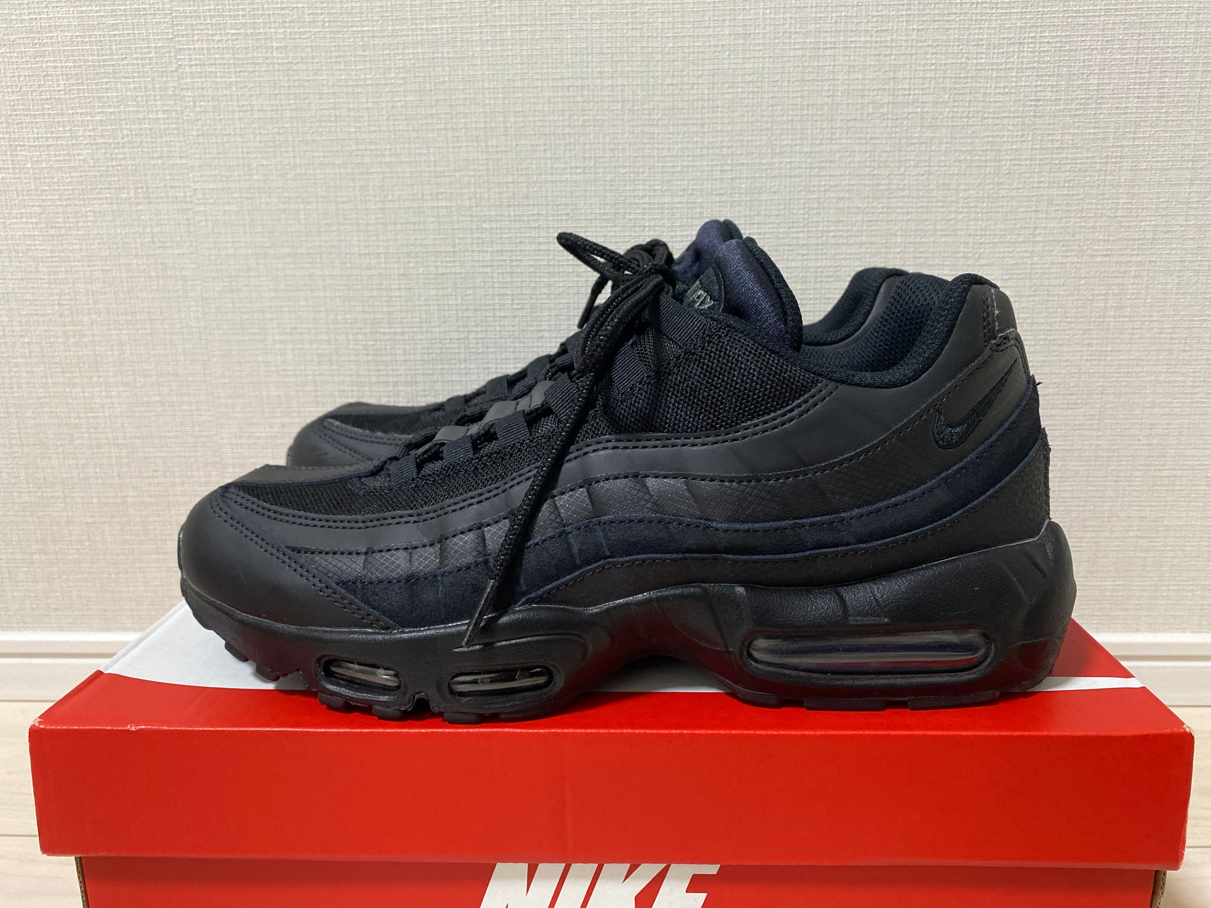 Nike Air Max 95 Essential "Black/Dark Grey/Black"