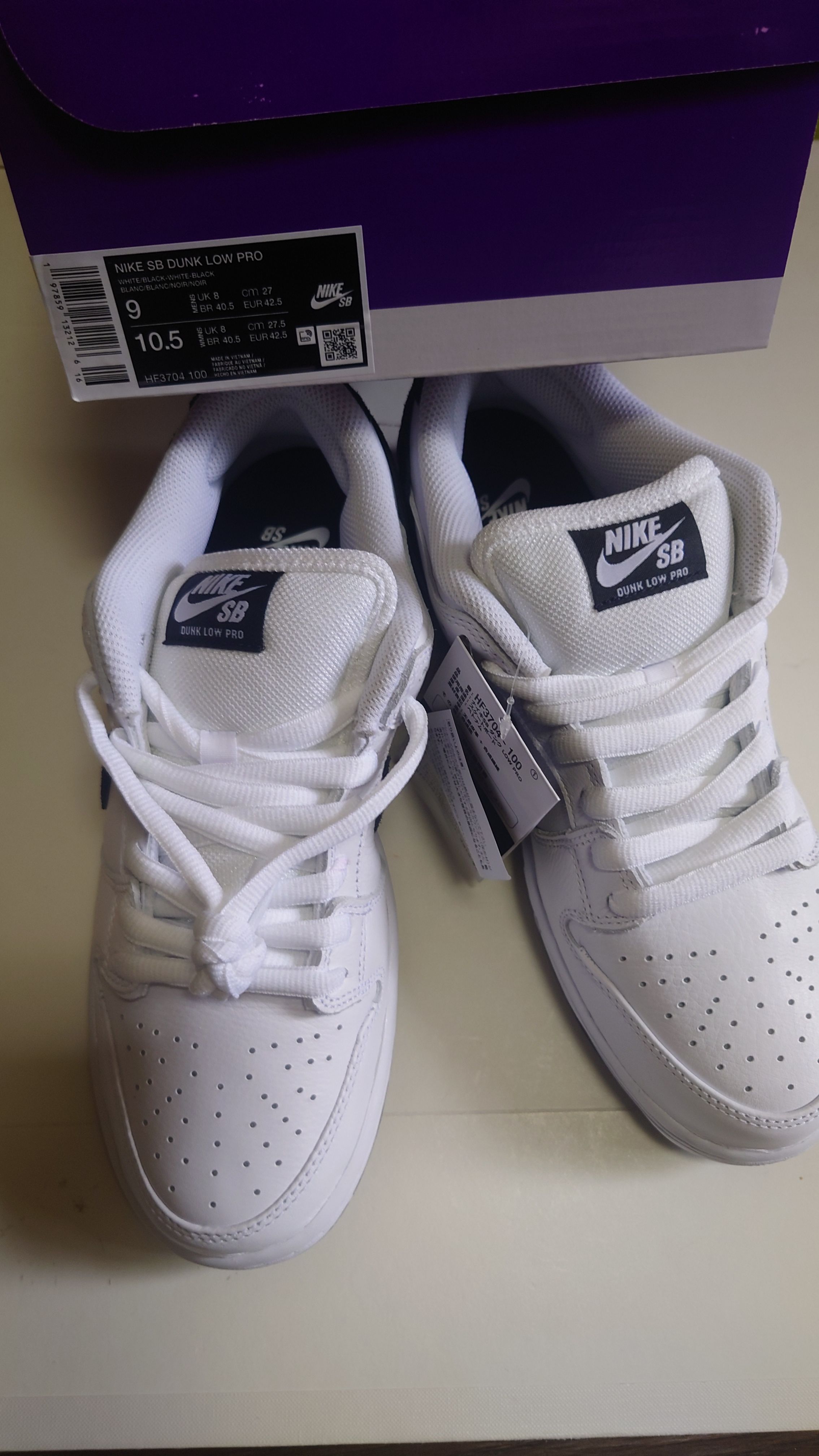 Nike SB Dunk Low Pro "White/Black"