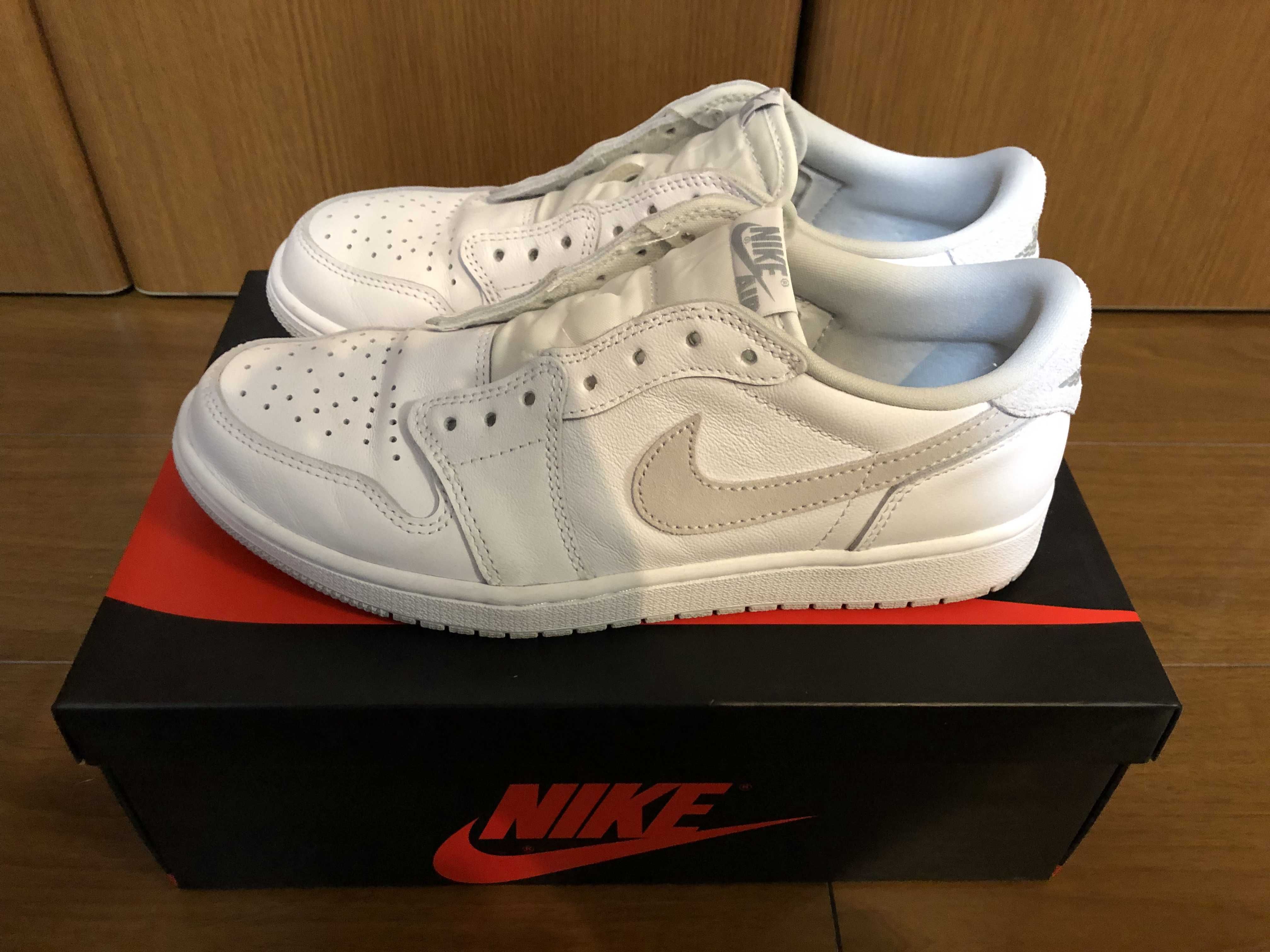 Nike Air Jordan 1 Low OG "Neutral Grey"
