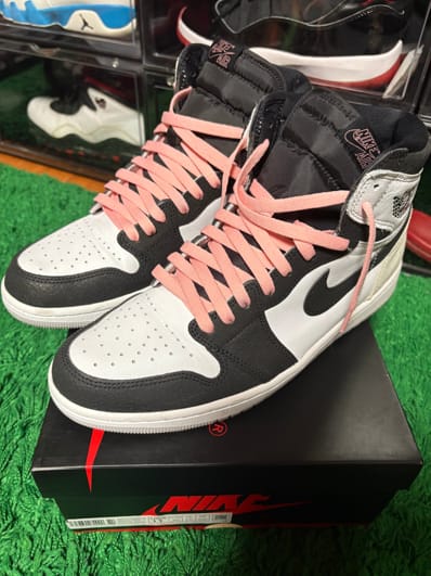 Nike Air Jordan 1 High OG "Bleached Coral"