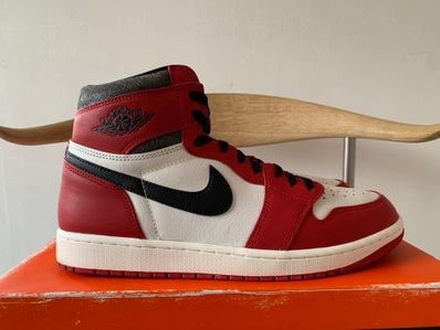 Nike Air Jordan 1 High OG "Lost & Found/Chicago"